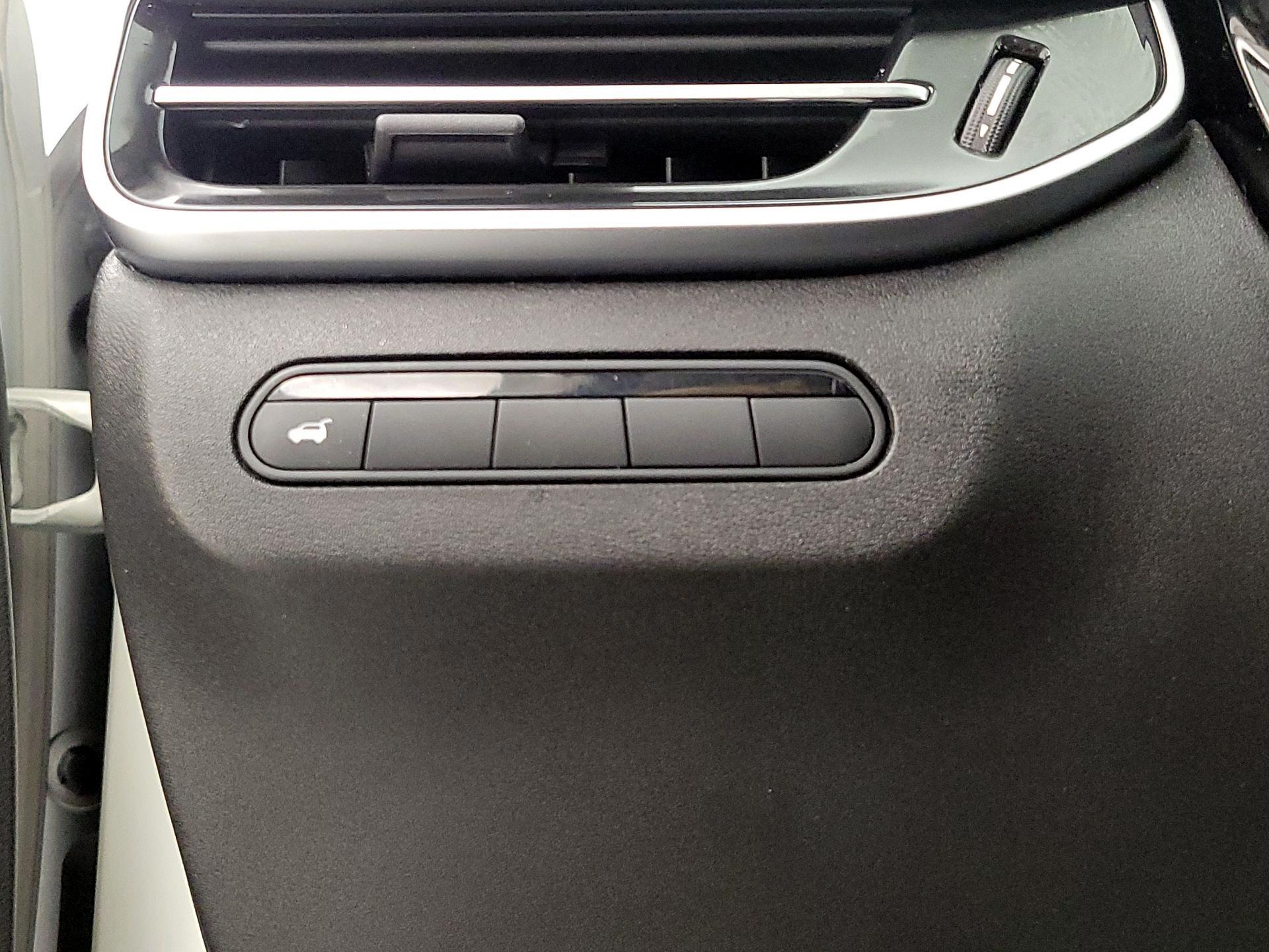 Thumbnail: 2023 INFINITI QX60 - 13