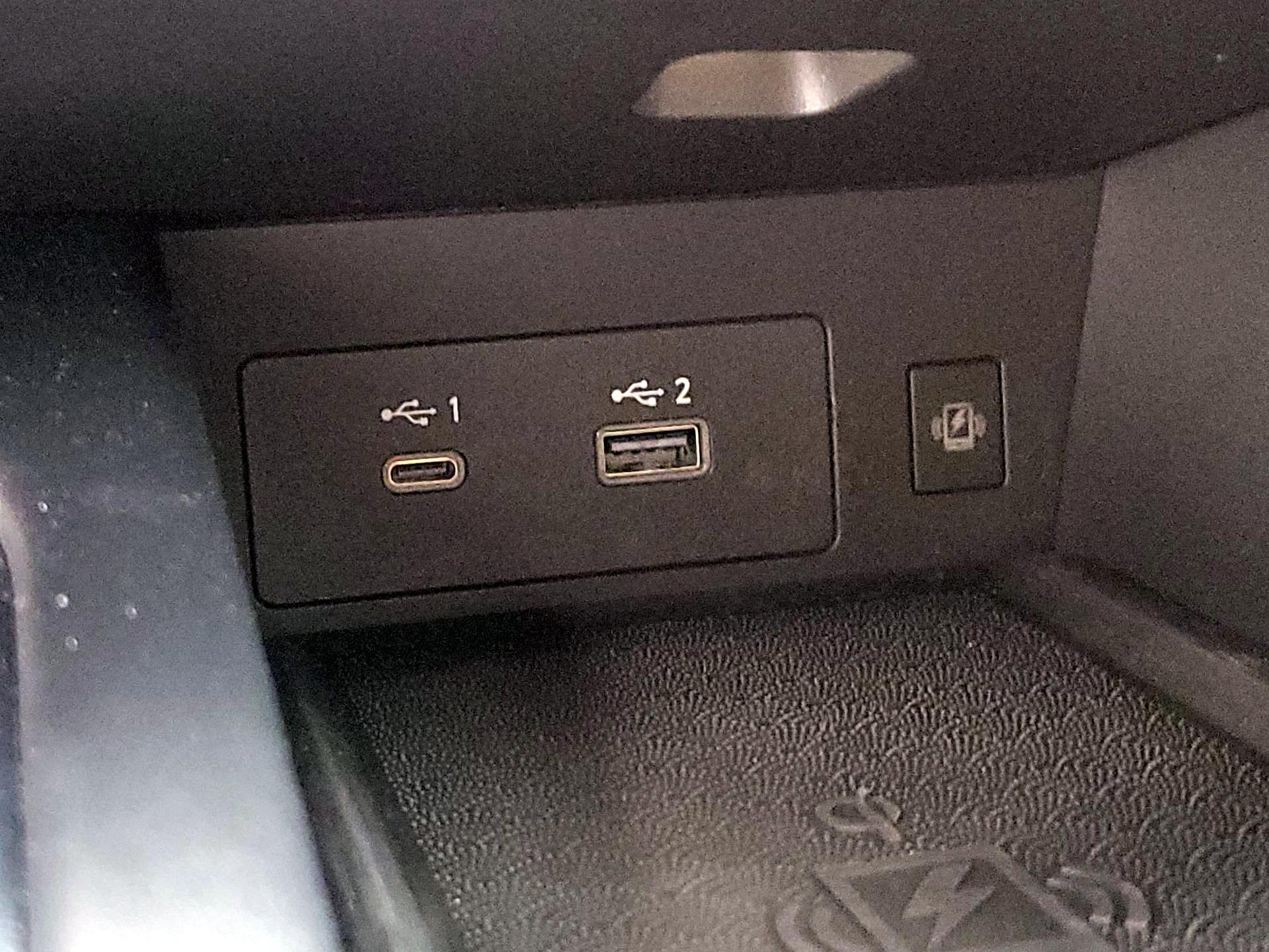 Thumbnail: 2023 INFINITI QX60 - 18