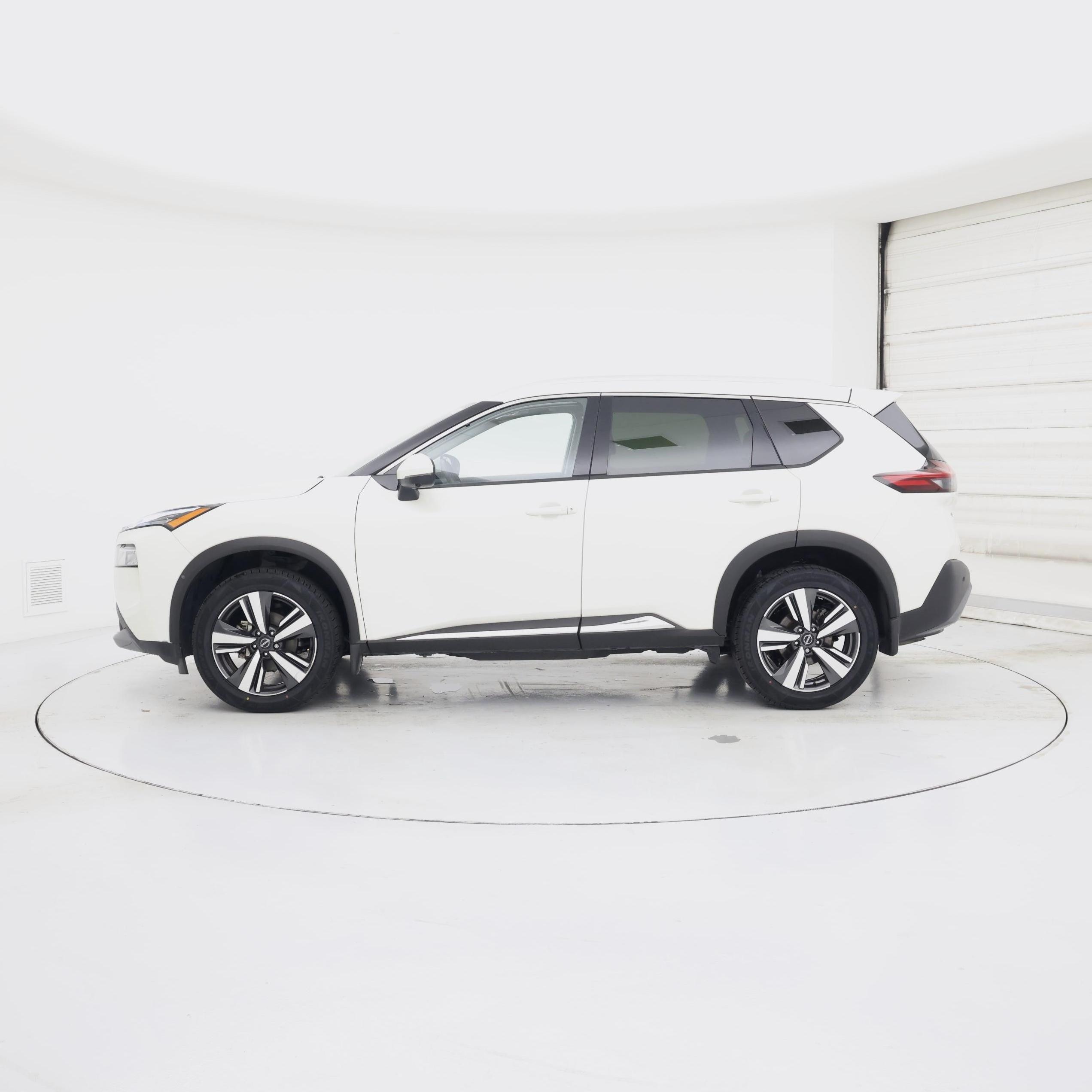 Thumbnail: 2023 Nissan Rogue - 3