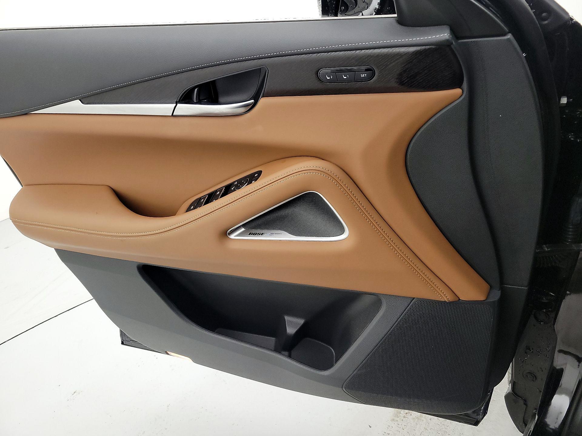 Thumbnail: 2023 INFINITI QX60 - 12