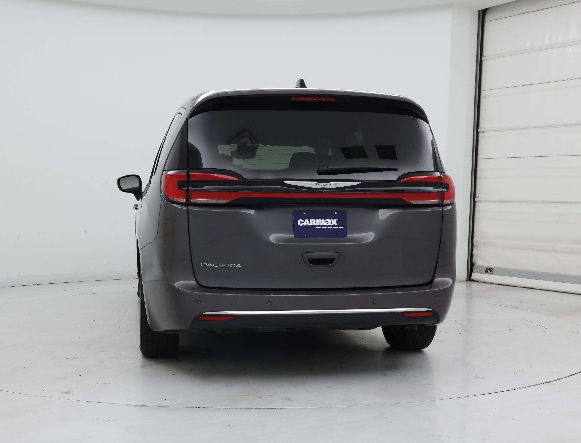 Thumbnail: 2023 Chrysler Pacifica - 6
