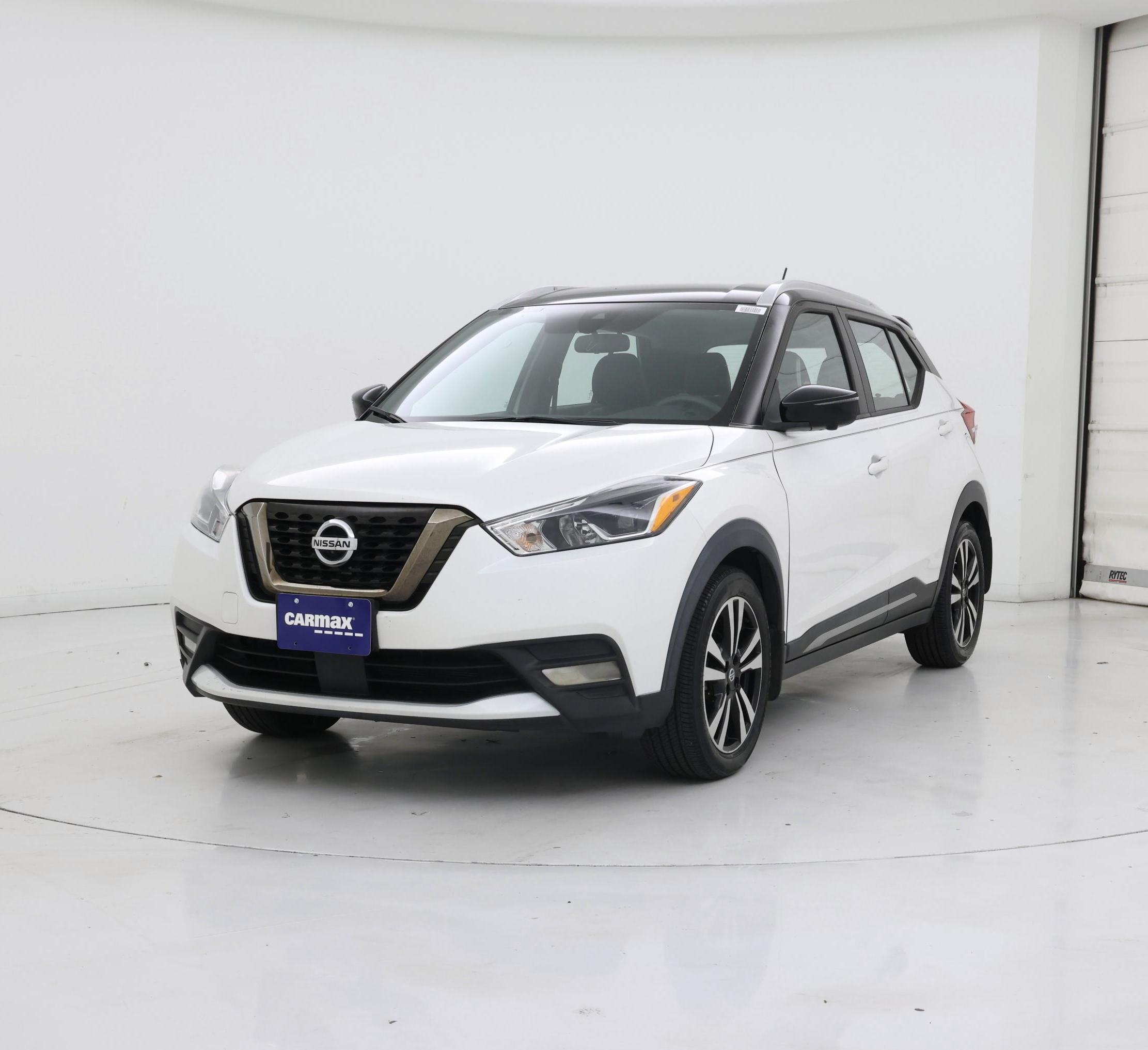 Thumbnail: 2020 Nissan Kicks - 4