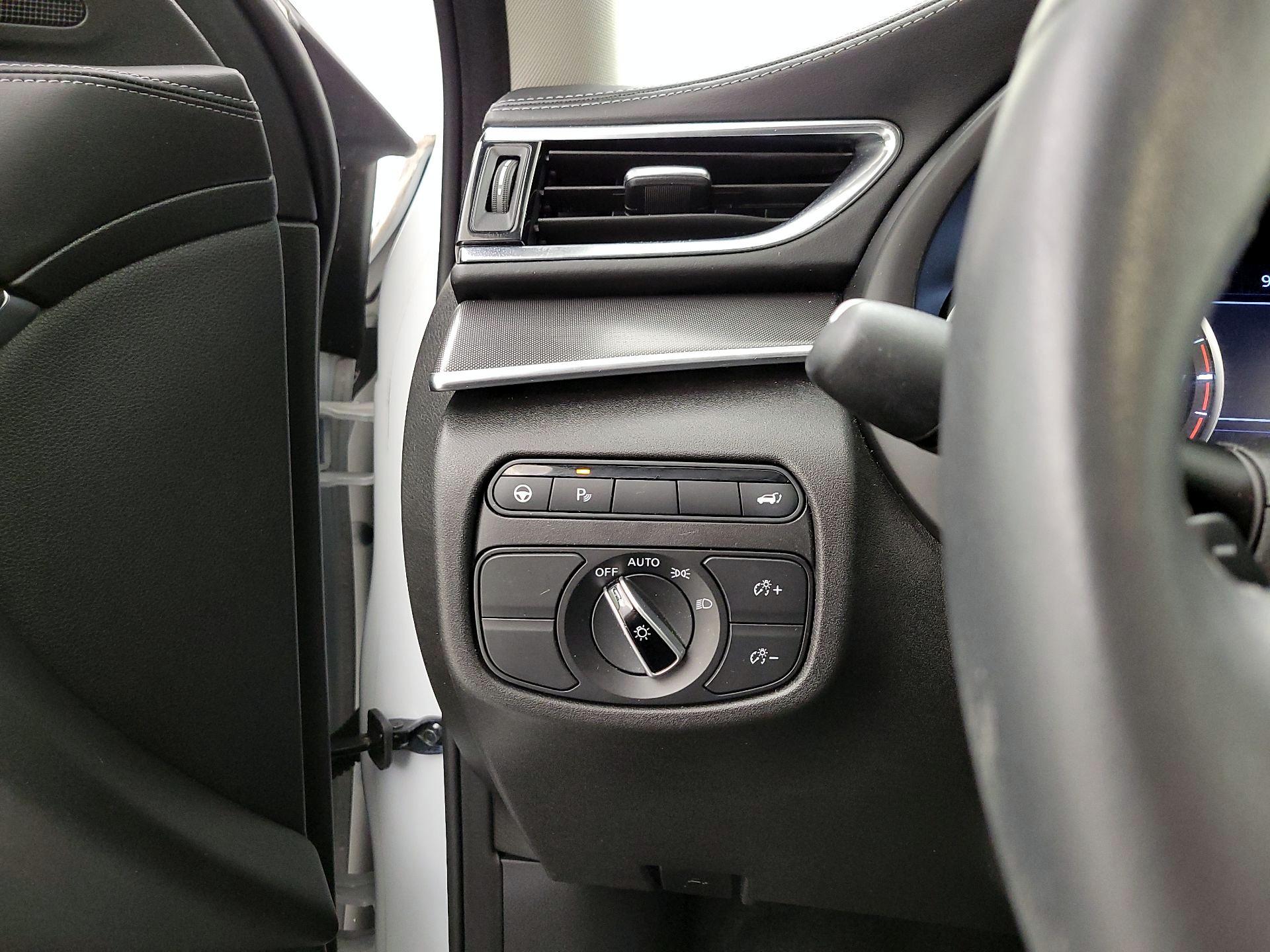 Thumbnail: 2023 INFINITI QX50 - 13