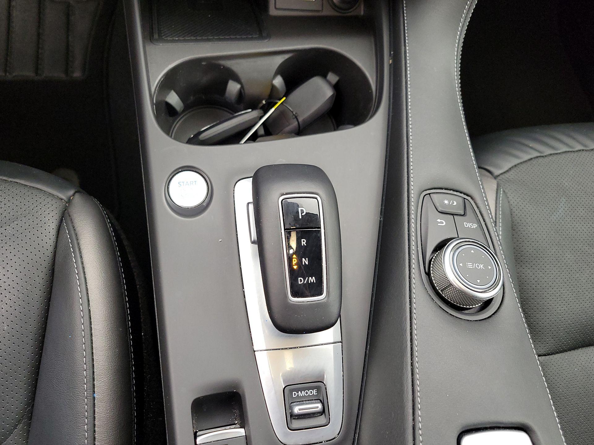 Thumbnail: 2023 INFINITI QX50 - 17