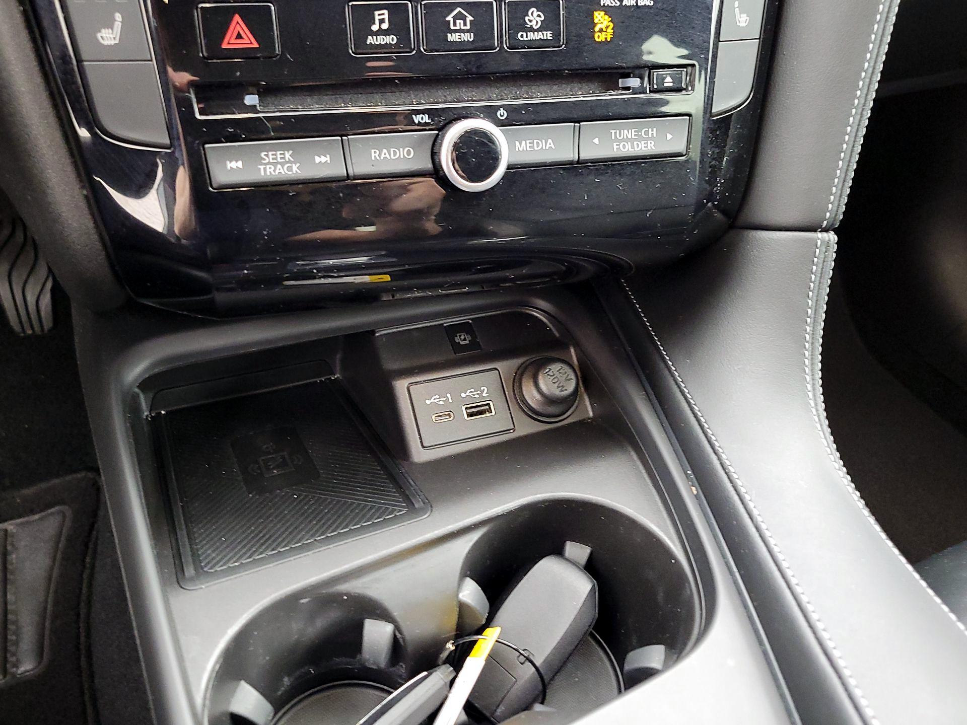 Thumbnail: 2023 INFINITI QX50 - 18