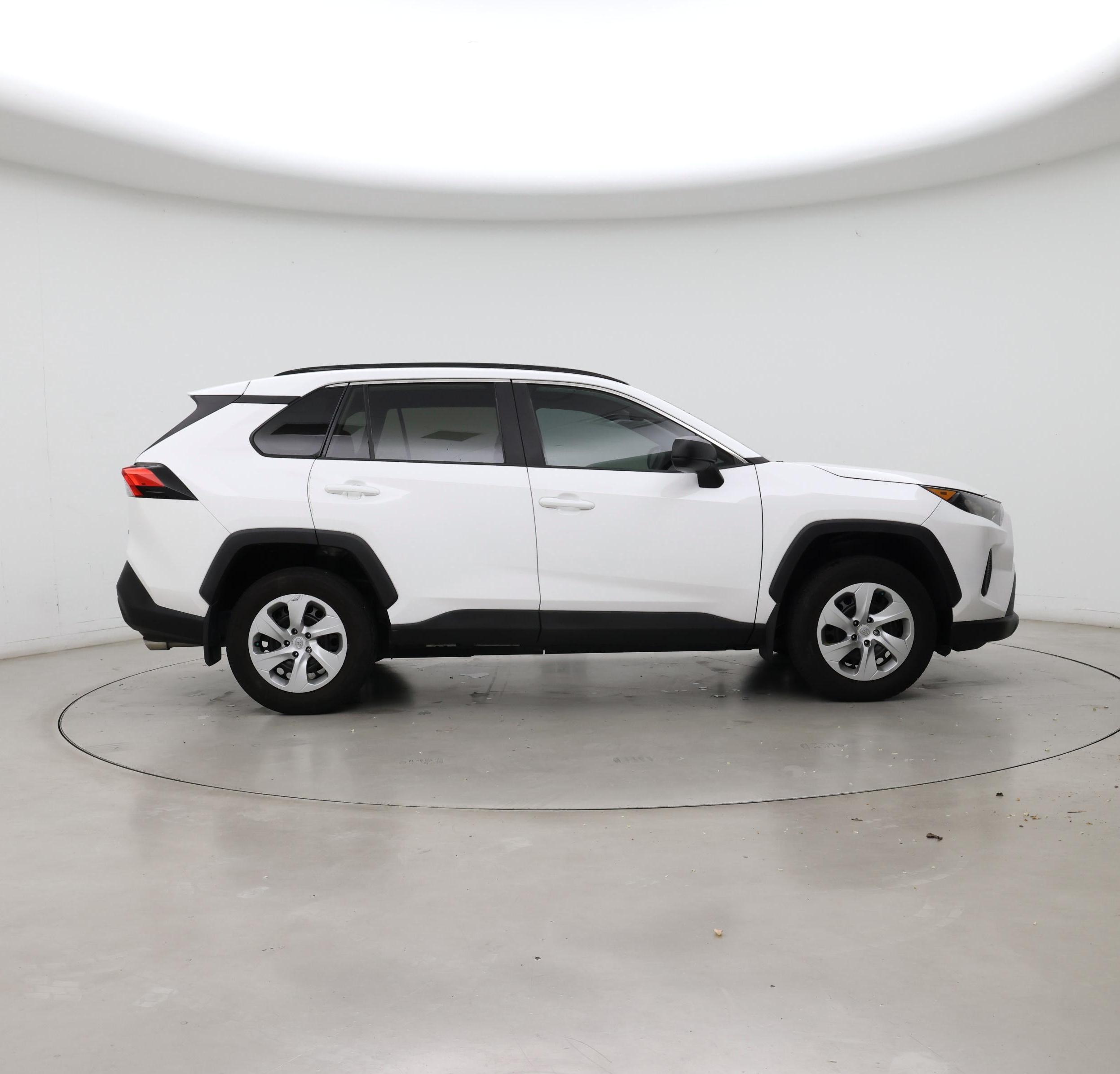 Thumbnail: 2021 Toyota RAV4 - 7