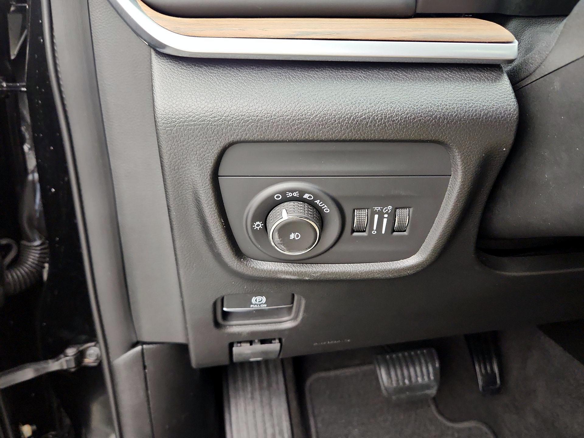Thumbnail: 2021 Jeep Grand Cherokee L - 13