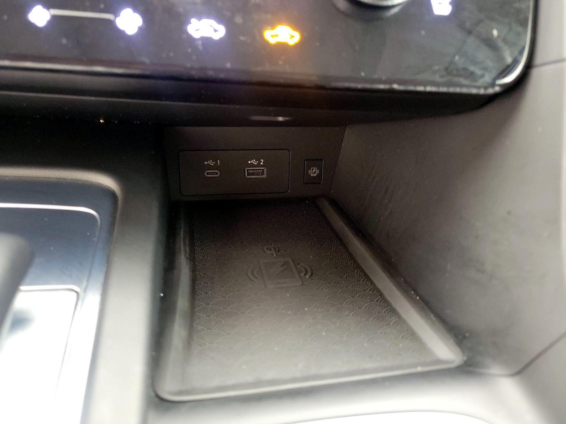 Thumbnail: 2023 INFINITI QX60 - 18