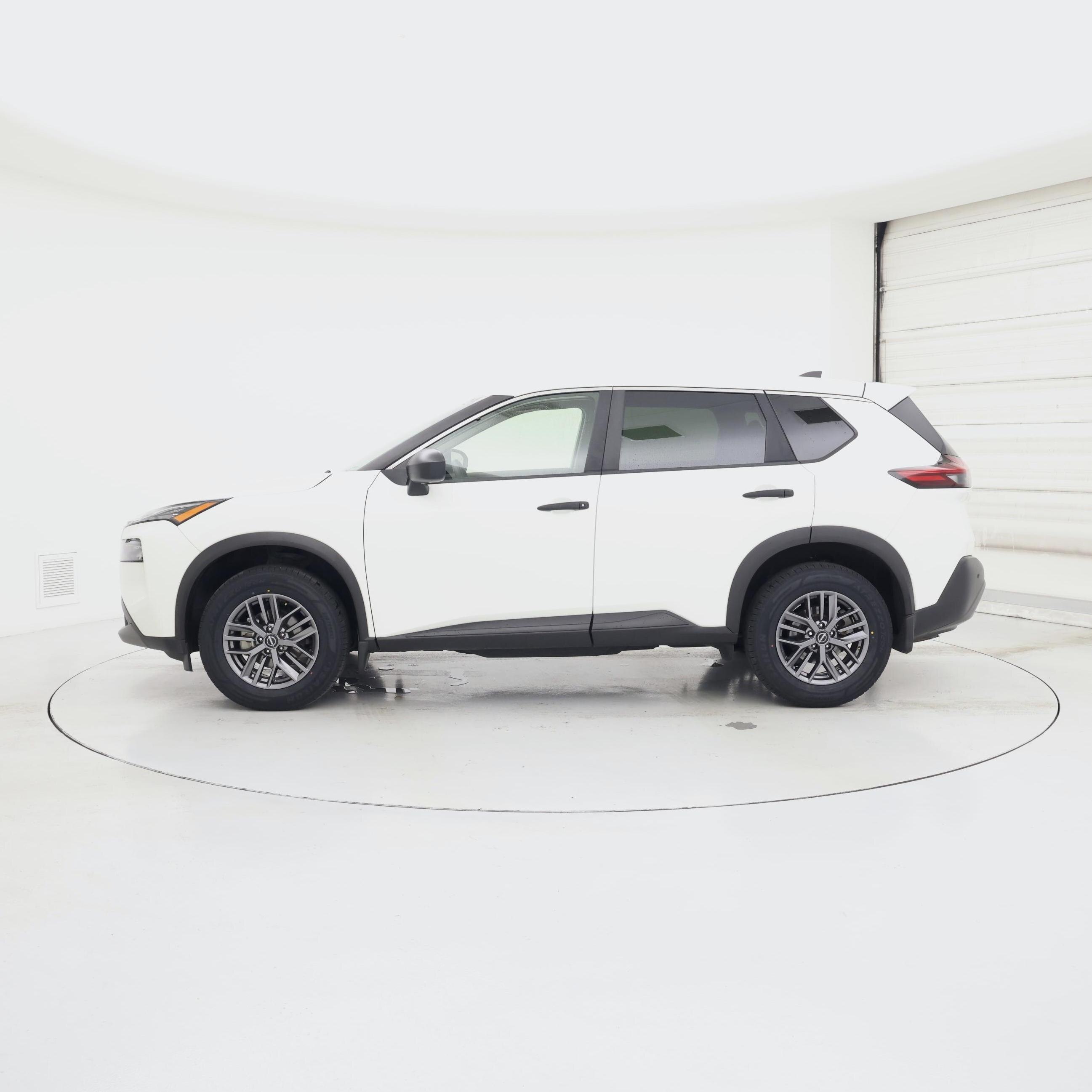 Thumbnail: 2023 Nissan Rogue - 3