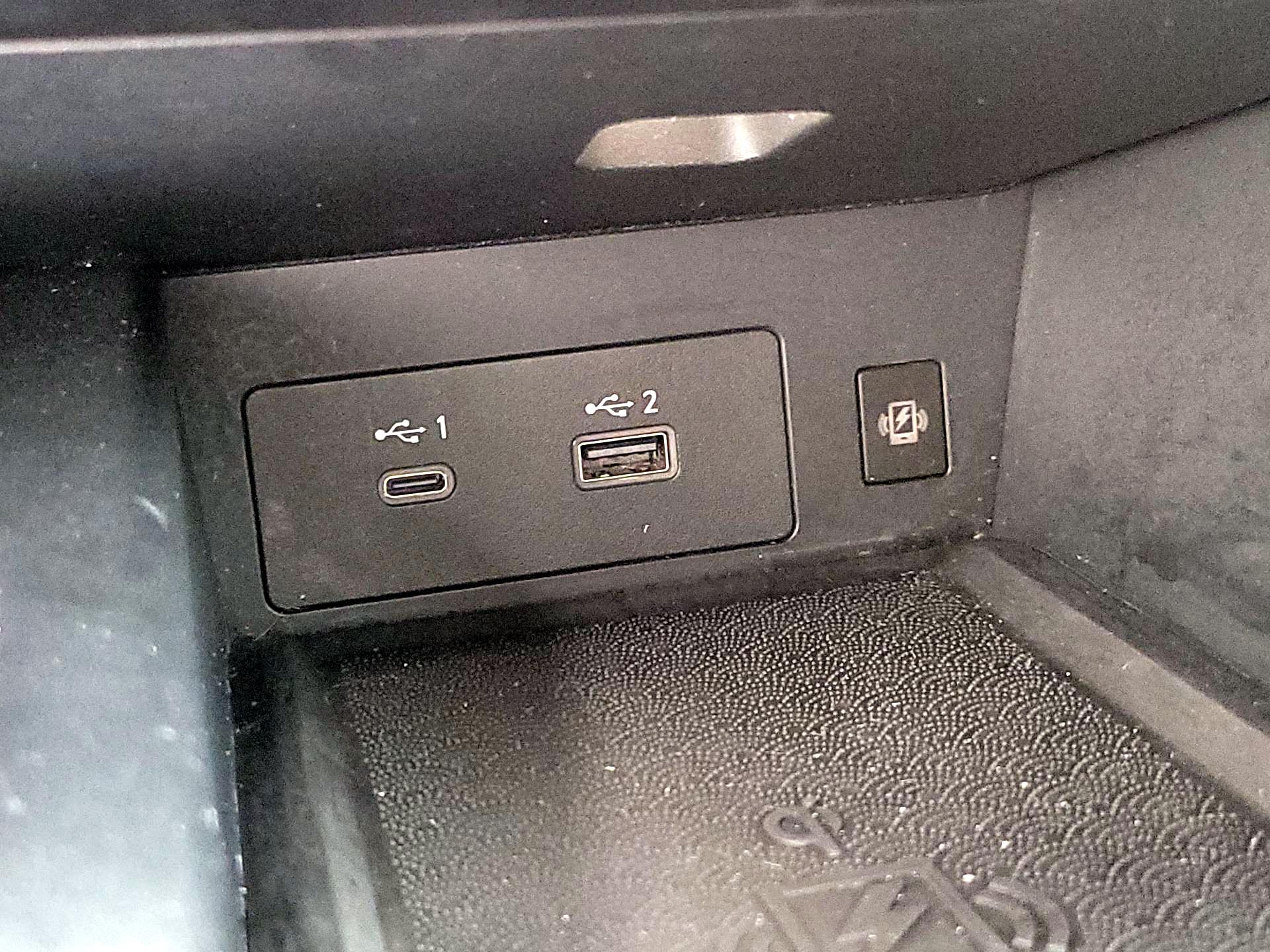 Thumbnail: 2023 INFINITI QX60 - 18