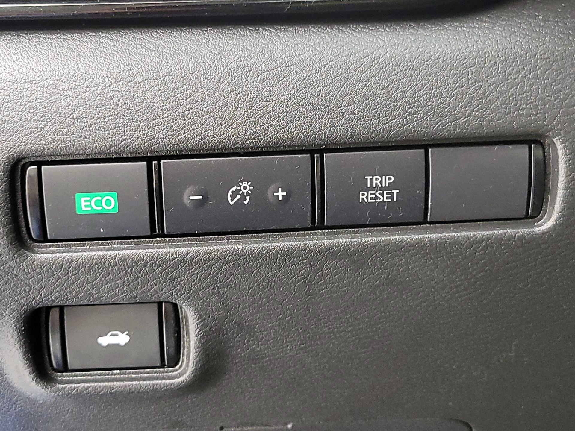 Thumbnail: 2020 Nissan Sentra - 13