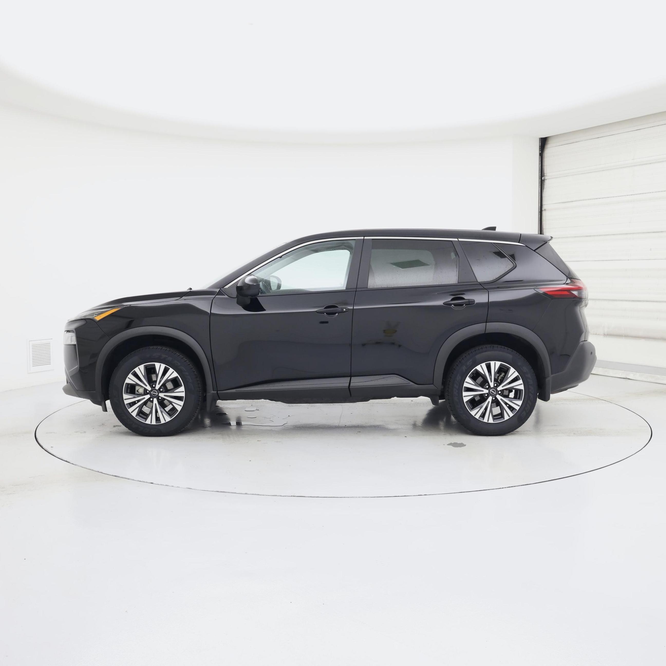 Thumbnail: 2023 Nissan Rogue - 3