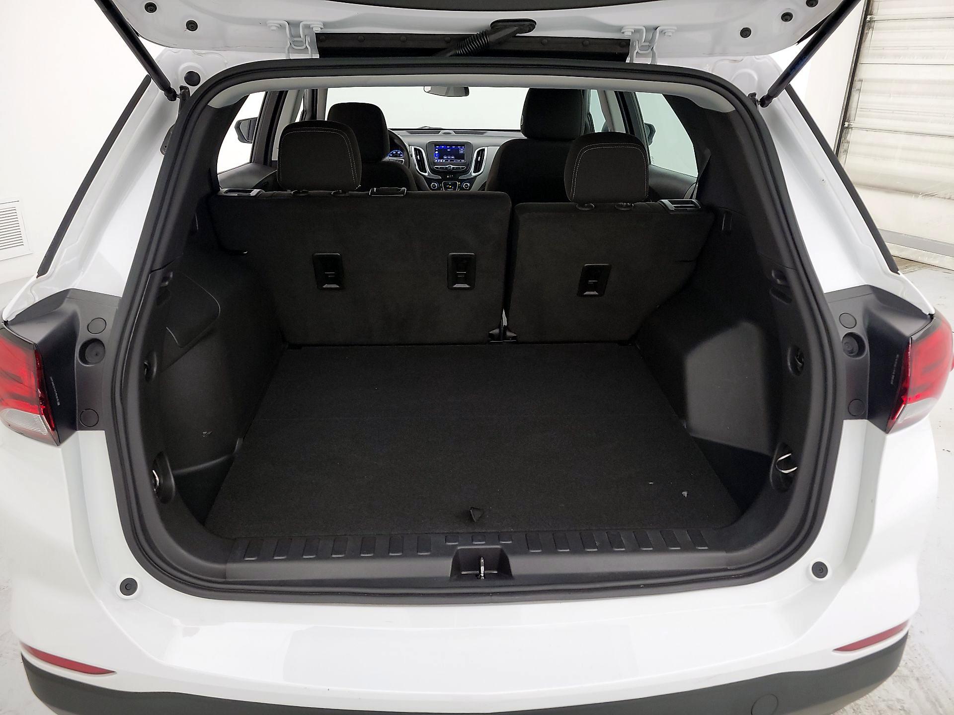 Thumbnail: 2023 Chevrolet Equinox - 16