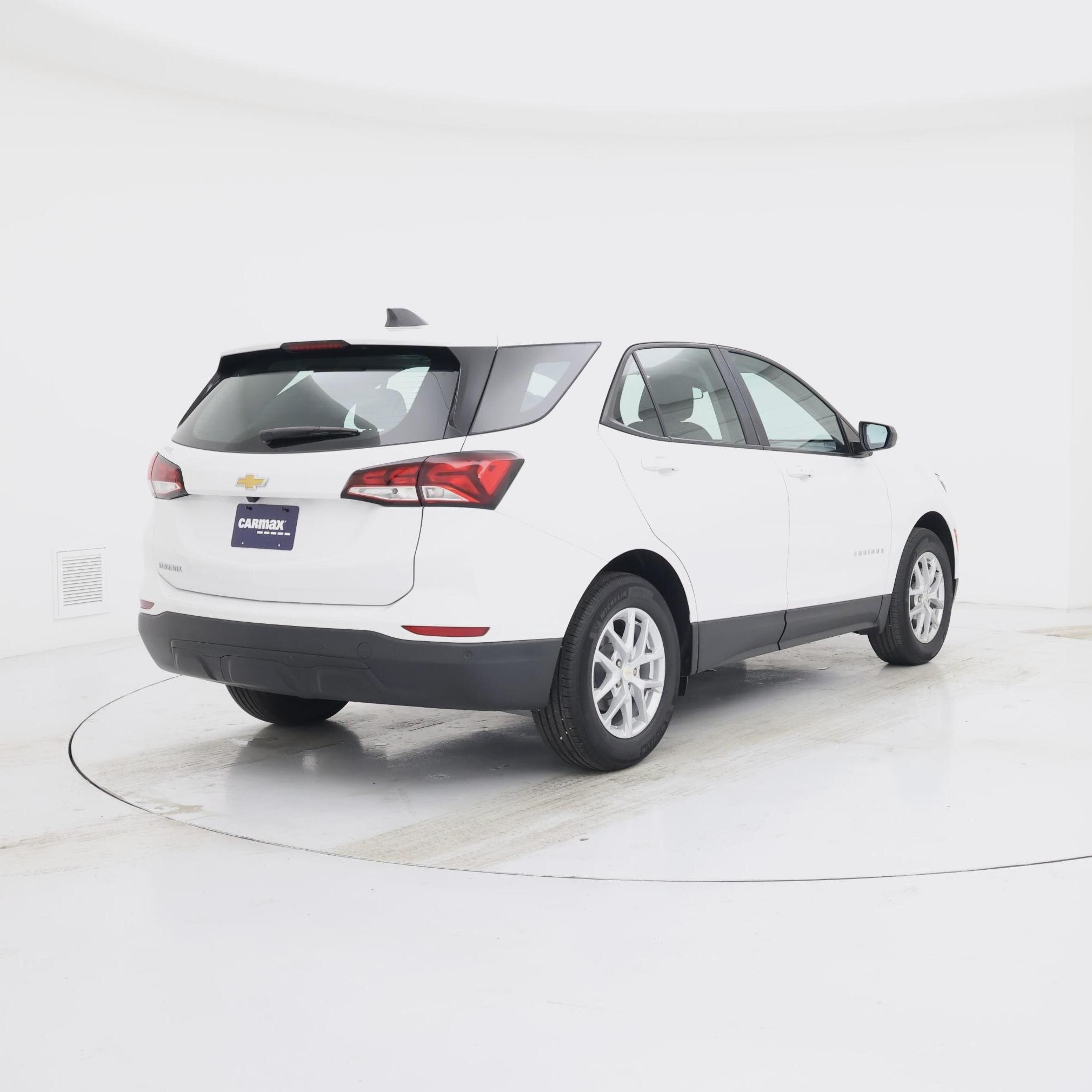 Thumbnail: 2023 Chevrolet Equinox - 8