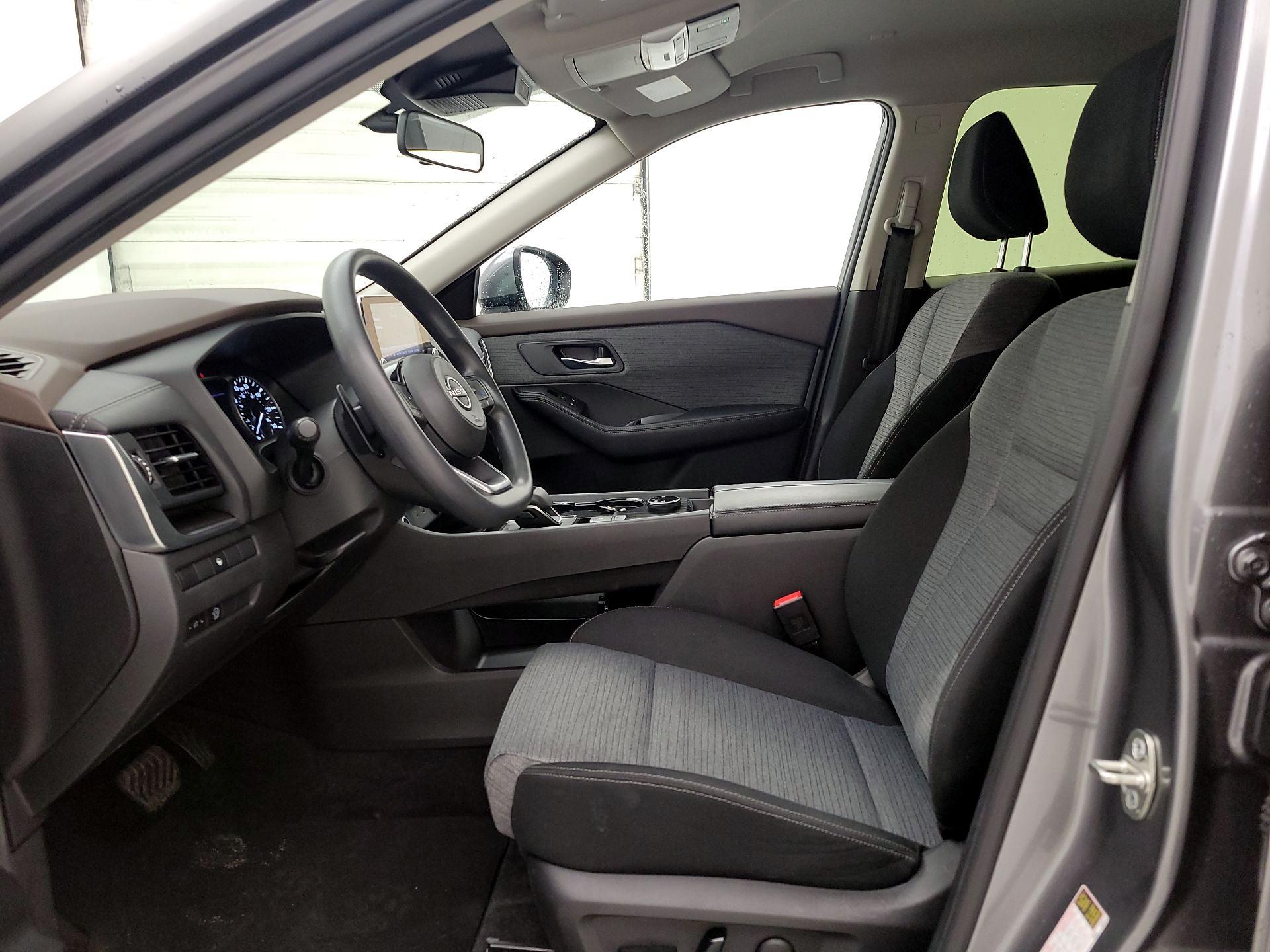 Thumbnail: 2023 Nissan Rogue - 11