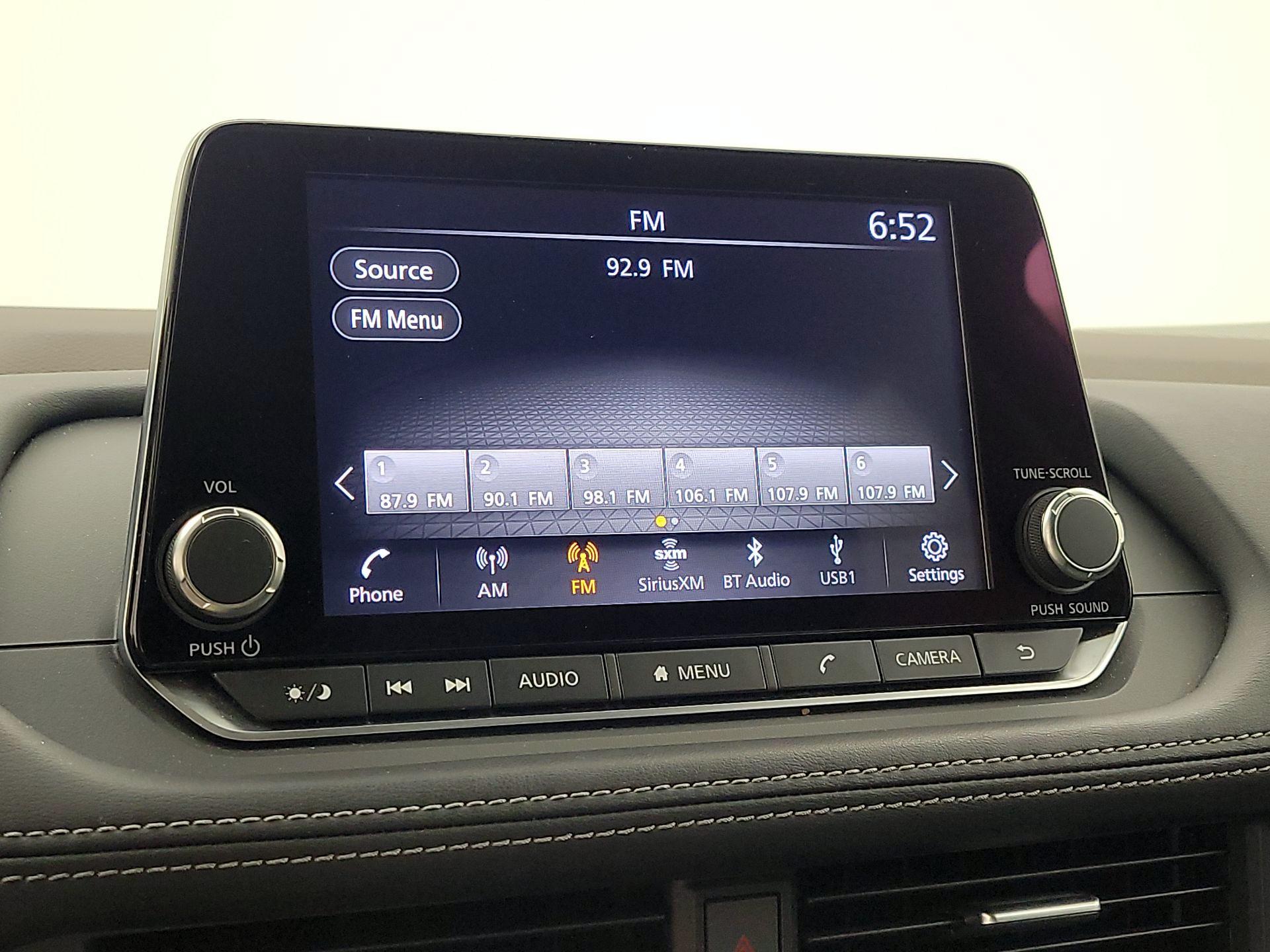 Thumbnail: 2023 Nissan Rogue - 15