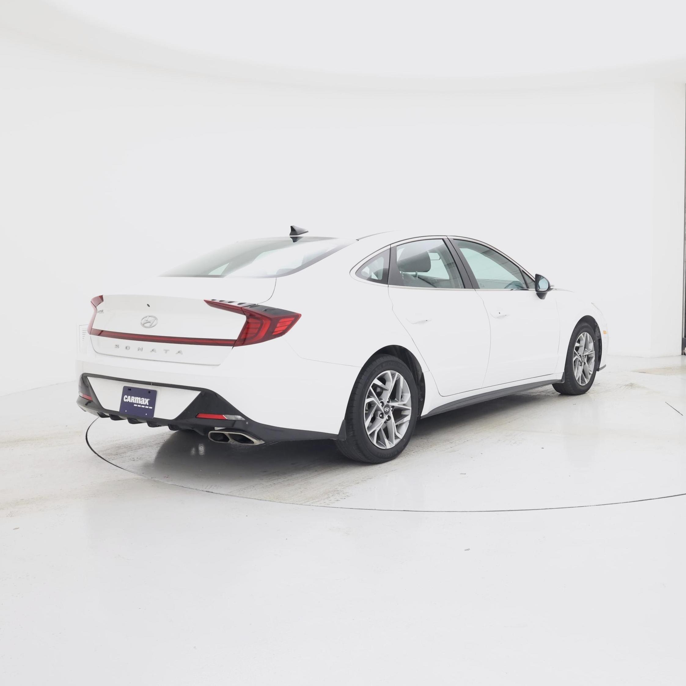 Thumbnail: 2023 Hyundai Sonata - 8