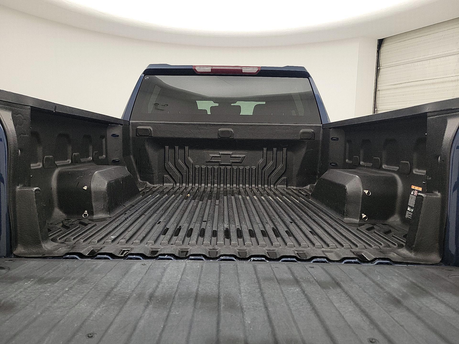 Thumbnail: 2023 Chevrolet Silverado 1500 - 20