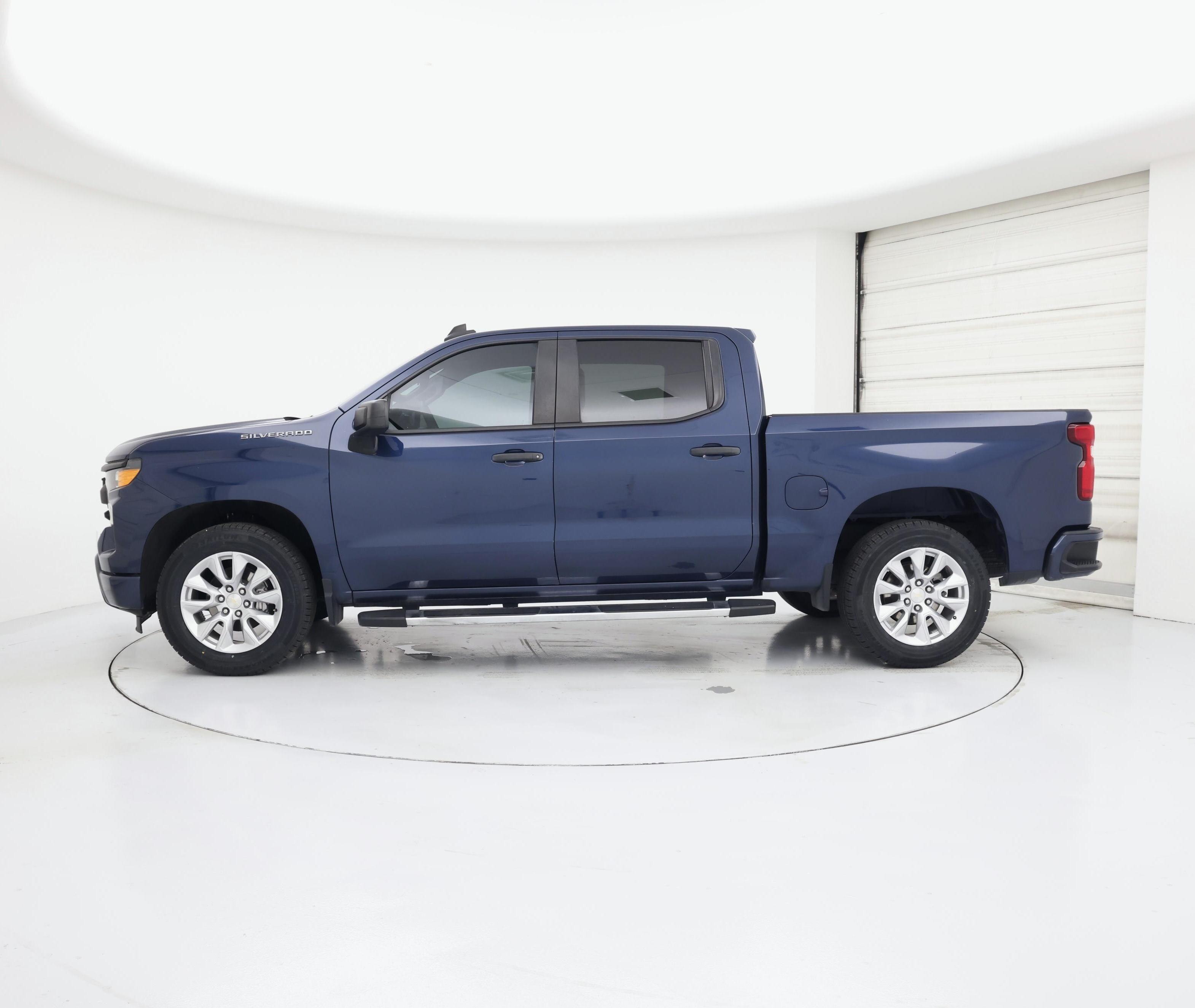 Thumbnail: 2023 Chevrolet Silverado 1500 - 3