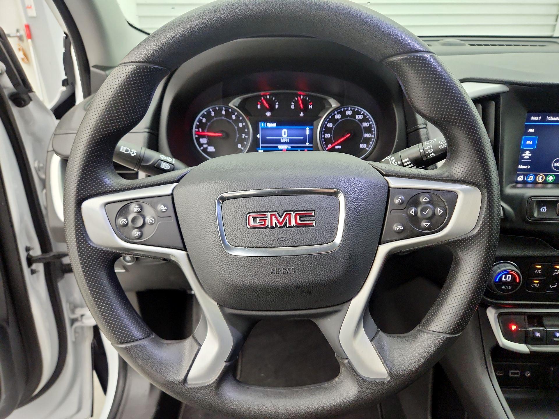 Thumbnail: 2022 GMC Terrain - 10
