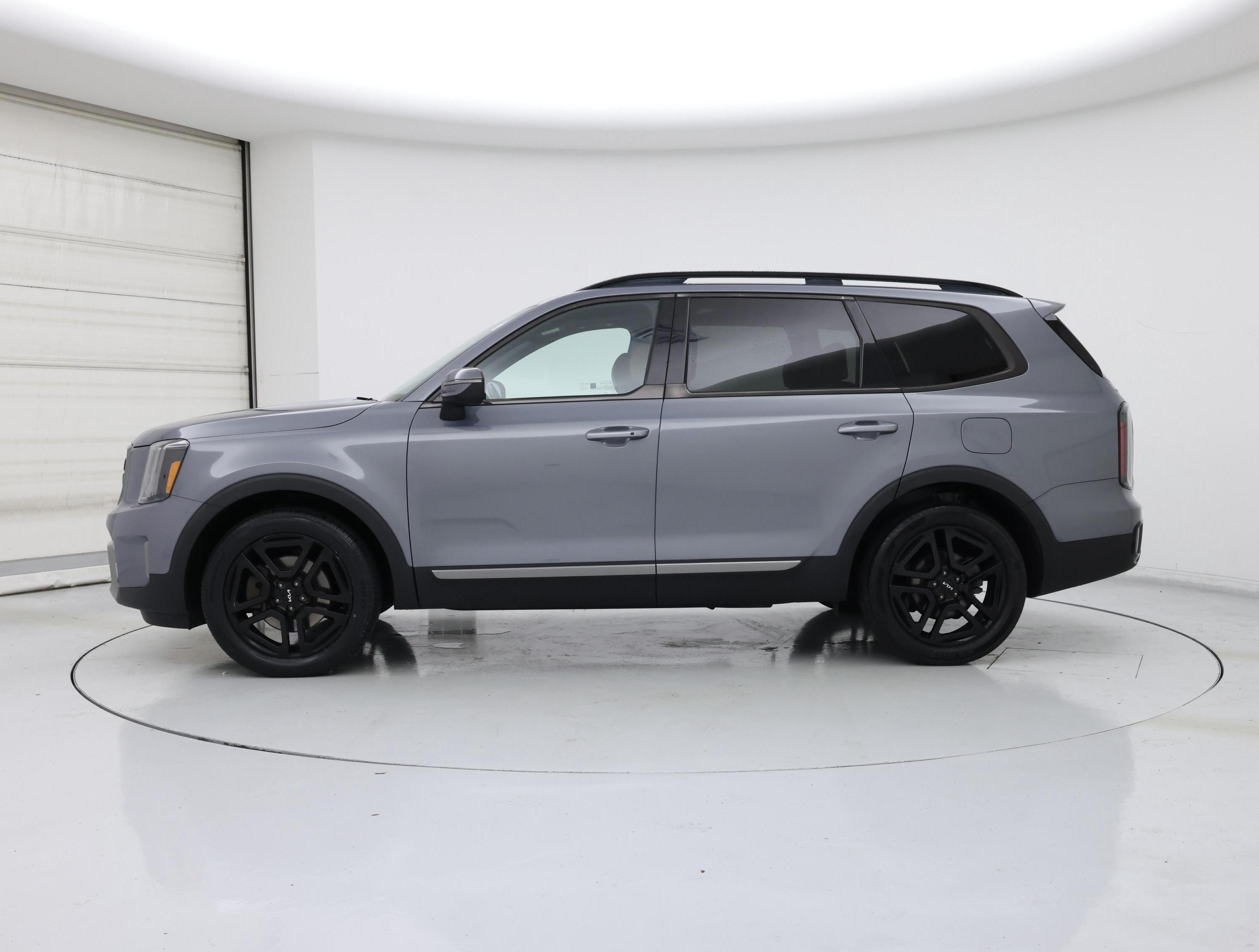 Thumbnail: 2023 Kia Telluride - 3