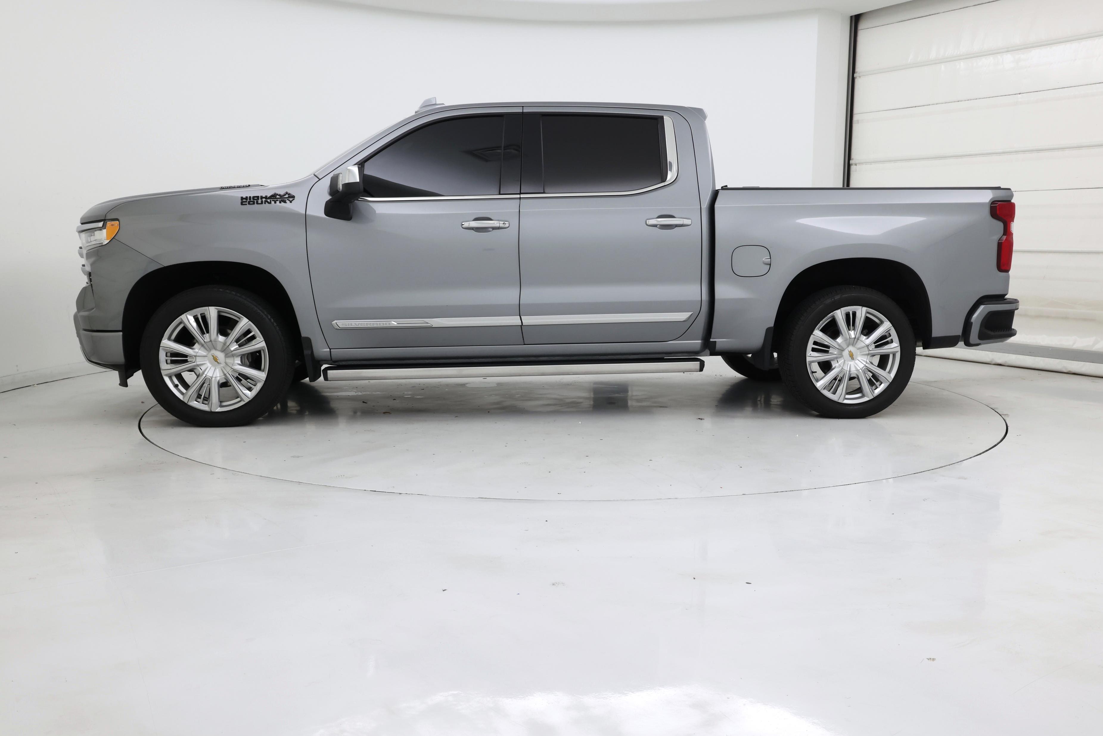 Thumbnail: 2023 Chevrolet Silverado 1500 - 3