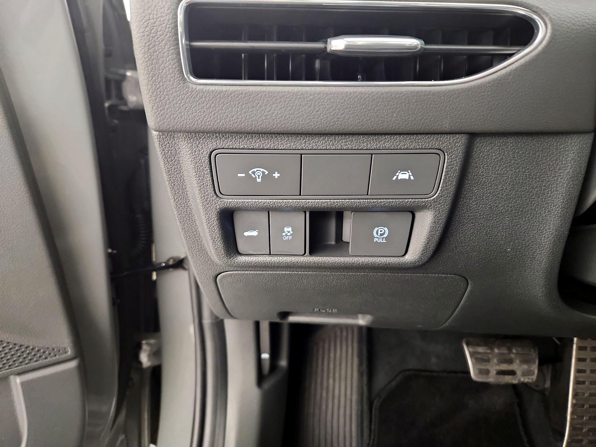 Thumbnail: 2023 Hyundai Sonata - 13