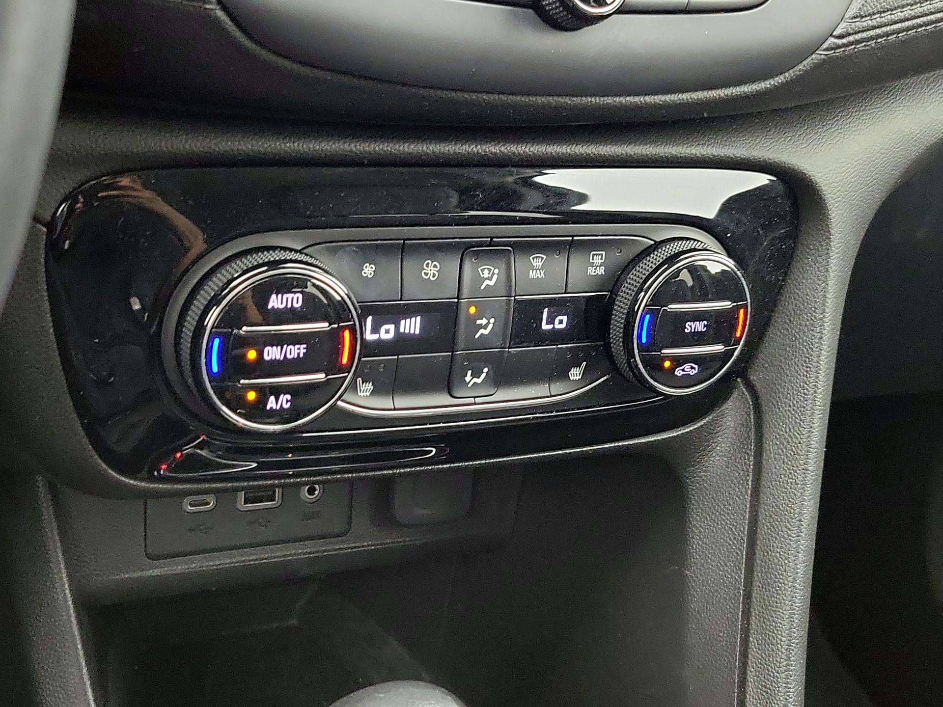 Thumbnail: 2021 Buick Encore GX - 16