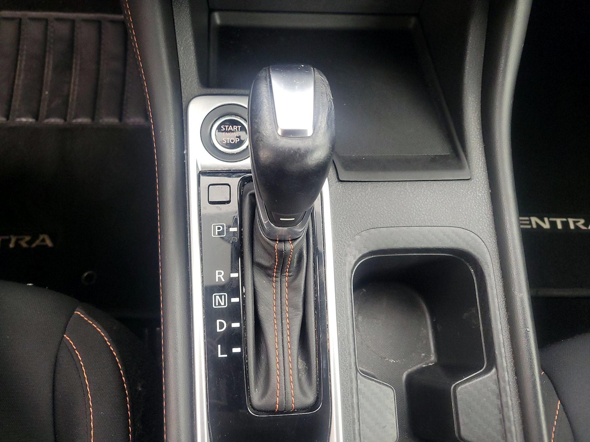 Thumbnail: 2022 Nissan Sentra - 17