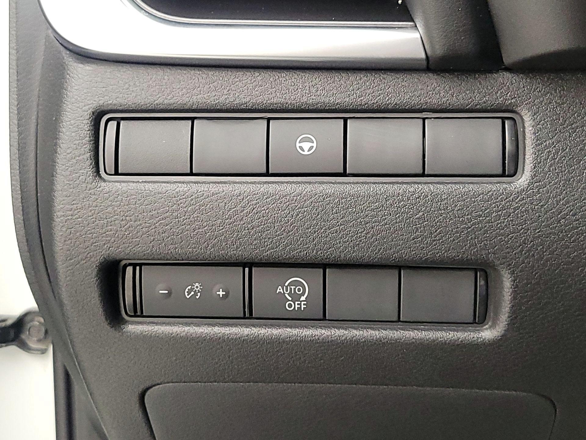 Thumbnail: 2023 Nissan Rogue - 13