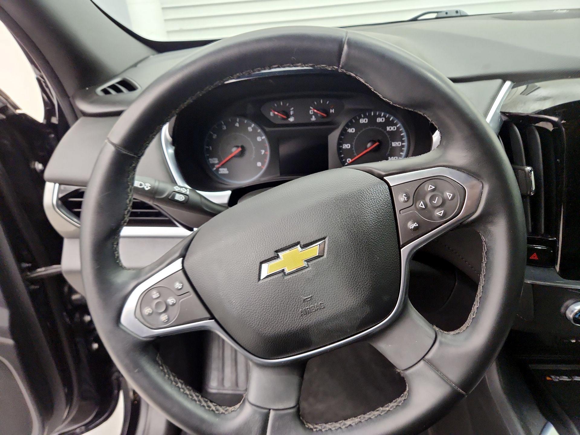Thumbnail: 2023 Chevrolet Traverse - 10