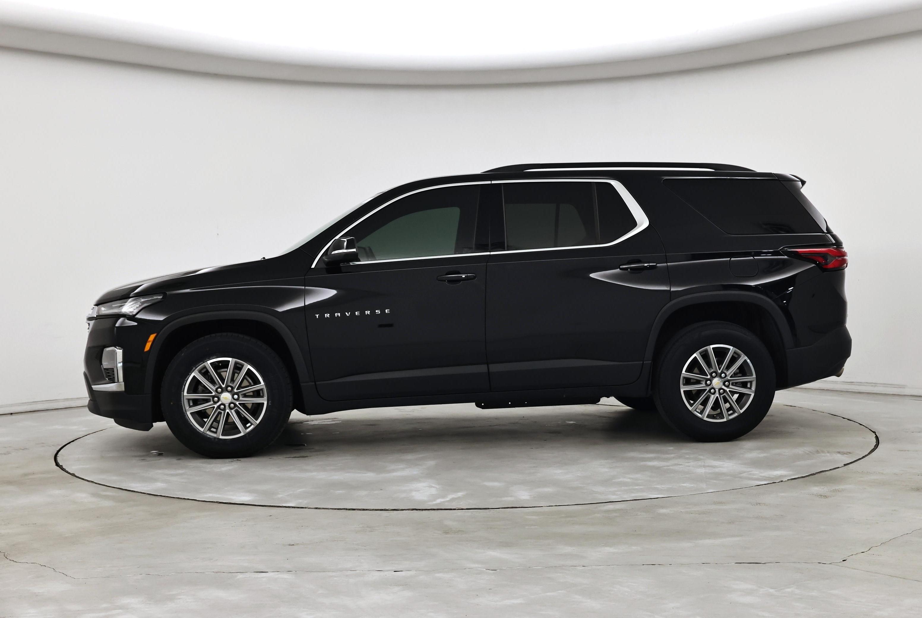Thumbnail: 2023 Chevrolet Traverse - 3