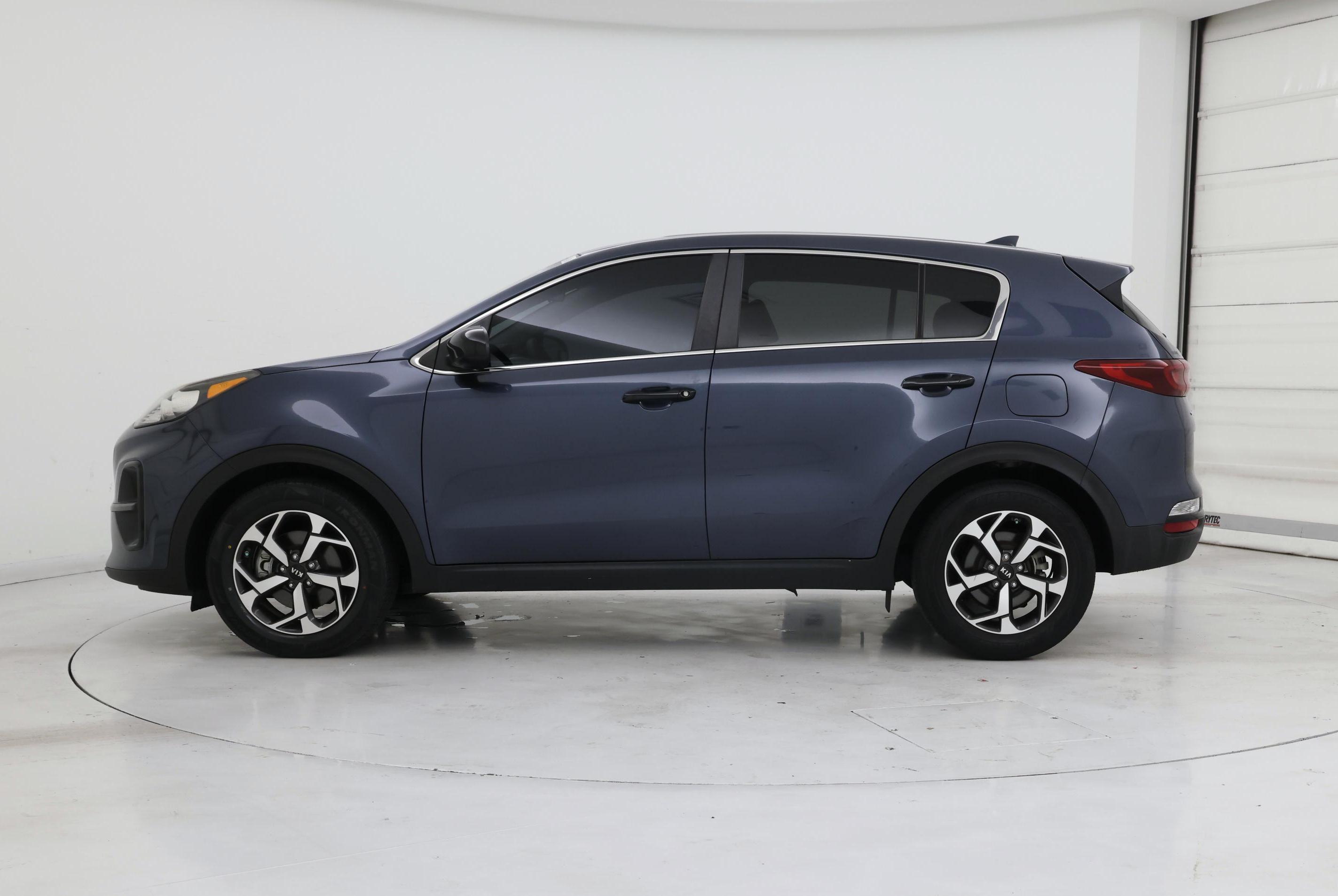Thumbnail: 2020 Kia Sportage - 3