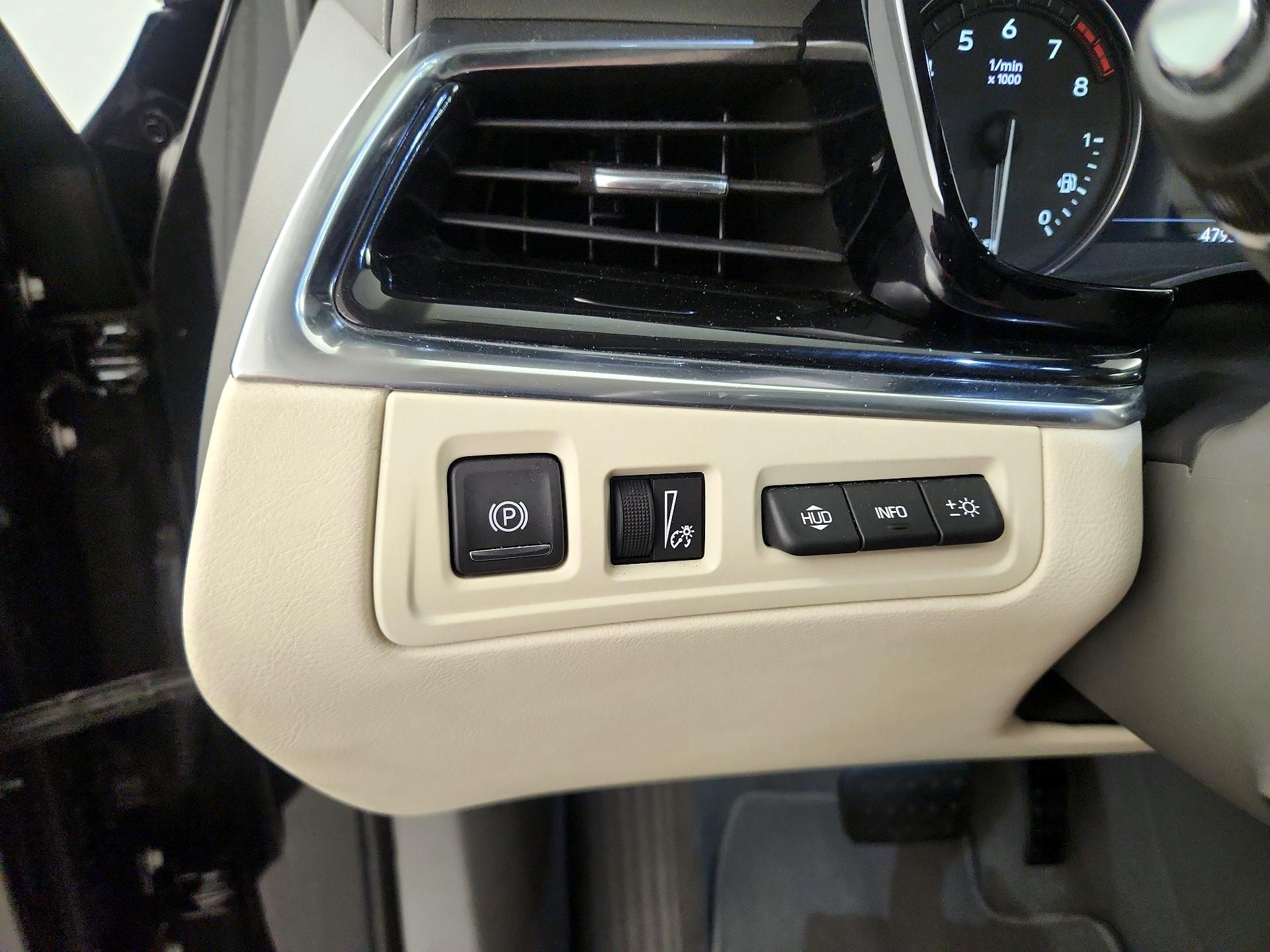 Thumbnail: 2020 Cadillac XT6 - 13