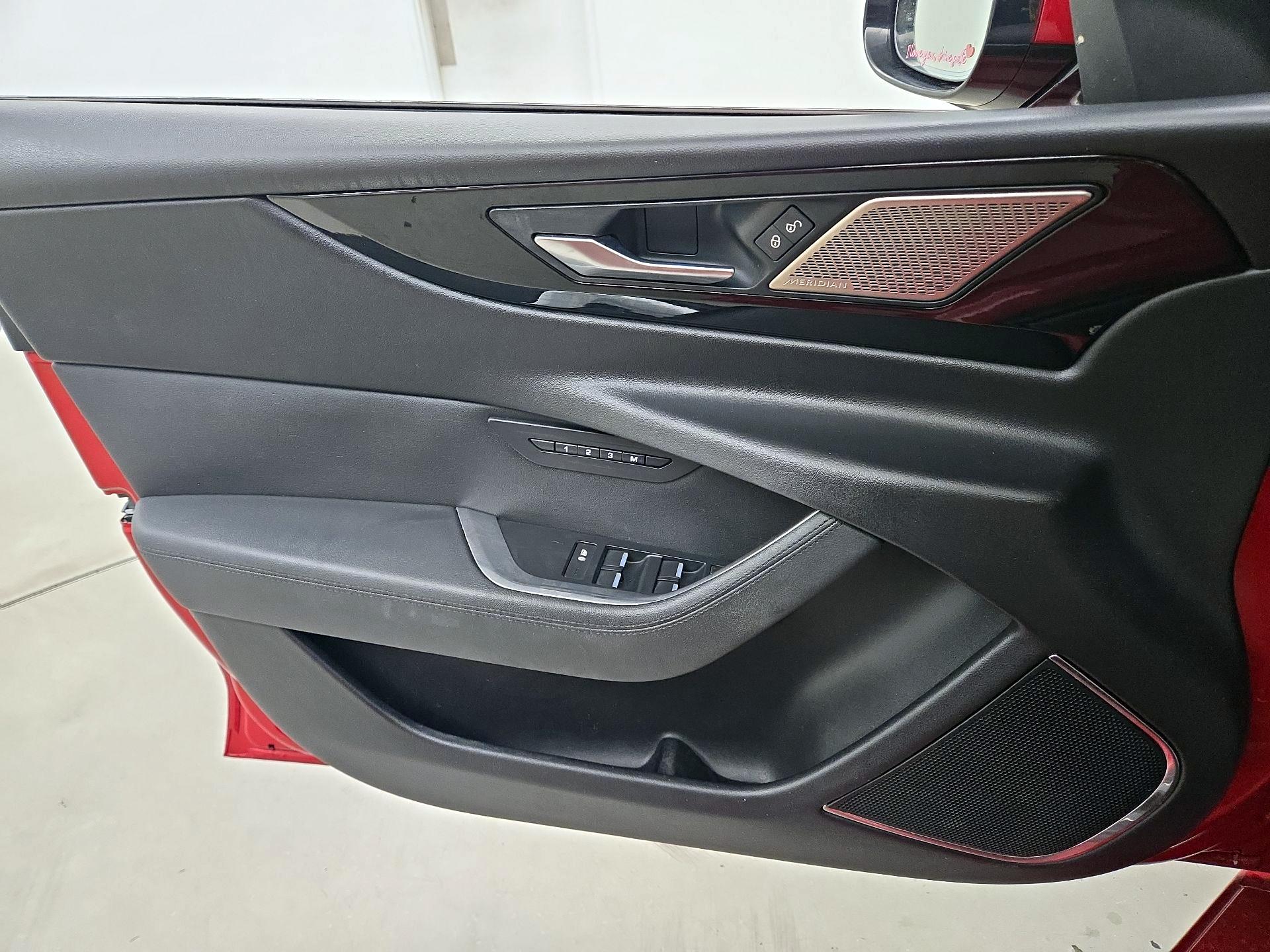 Thumbnail: 2020 Jaguar XE - 12