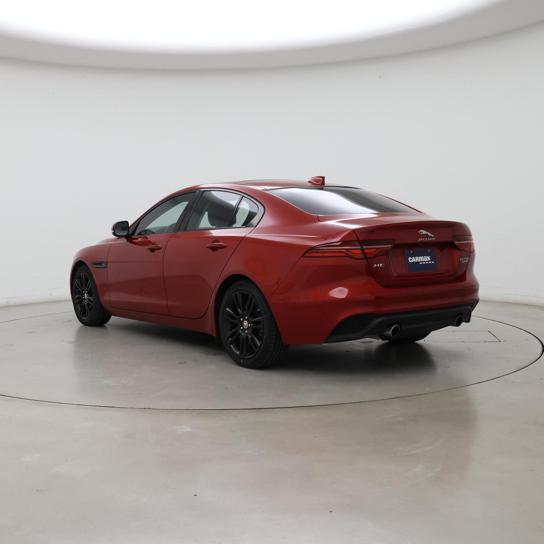 Thumbnail: 2020 Jaguar XE - 2