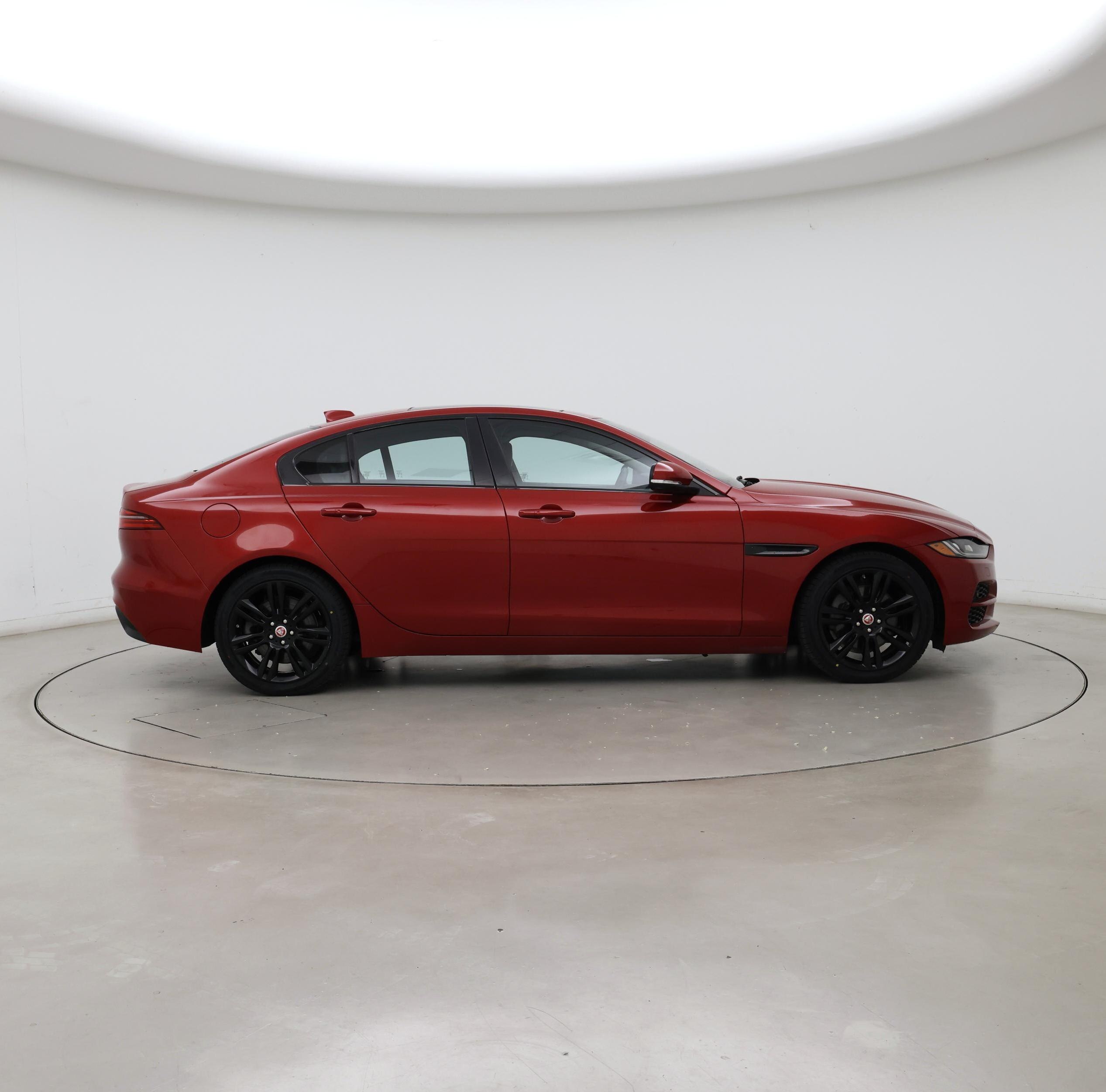 Thumbnail: 2020 Jaguar XE - 7