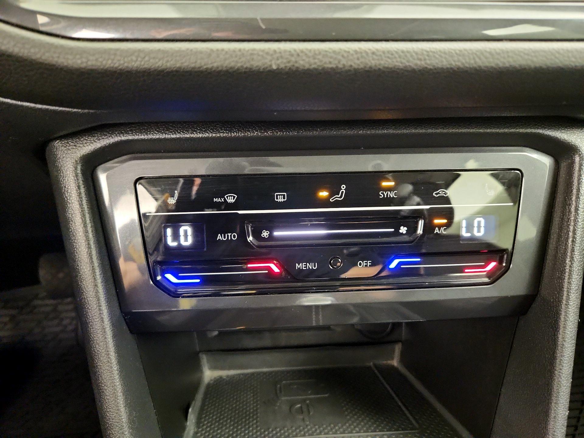 Thumbnail: 2022 Volkswagen Tiguan - 16