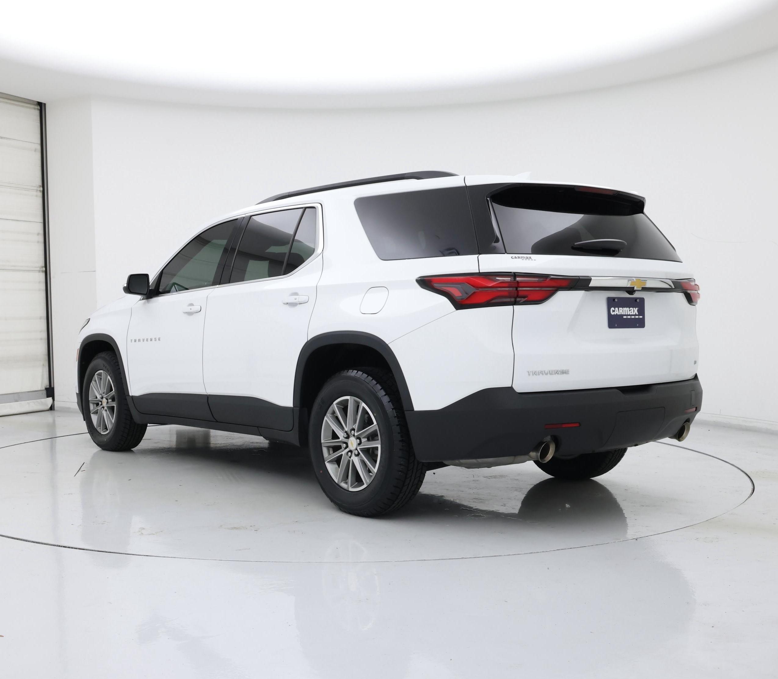 Thumbnail: 2023 Chevrolet Traverse - 2
