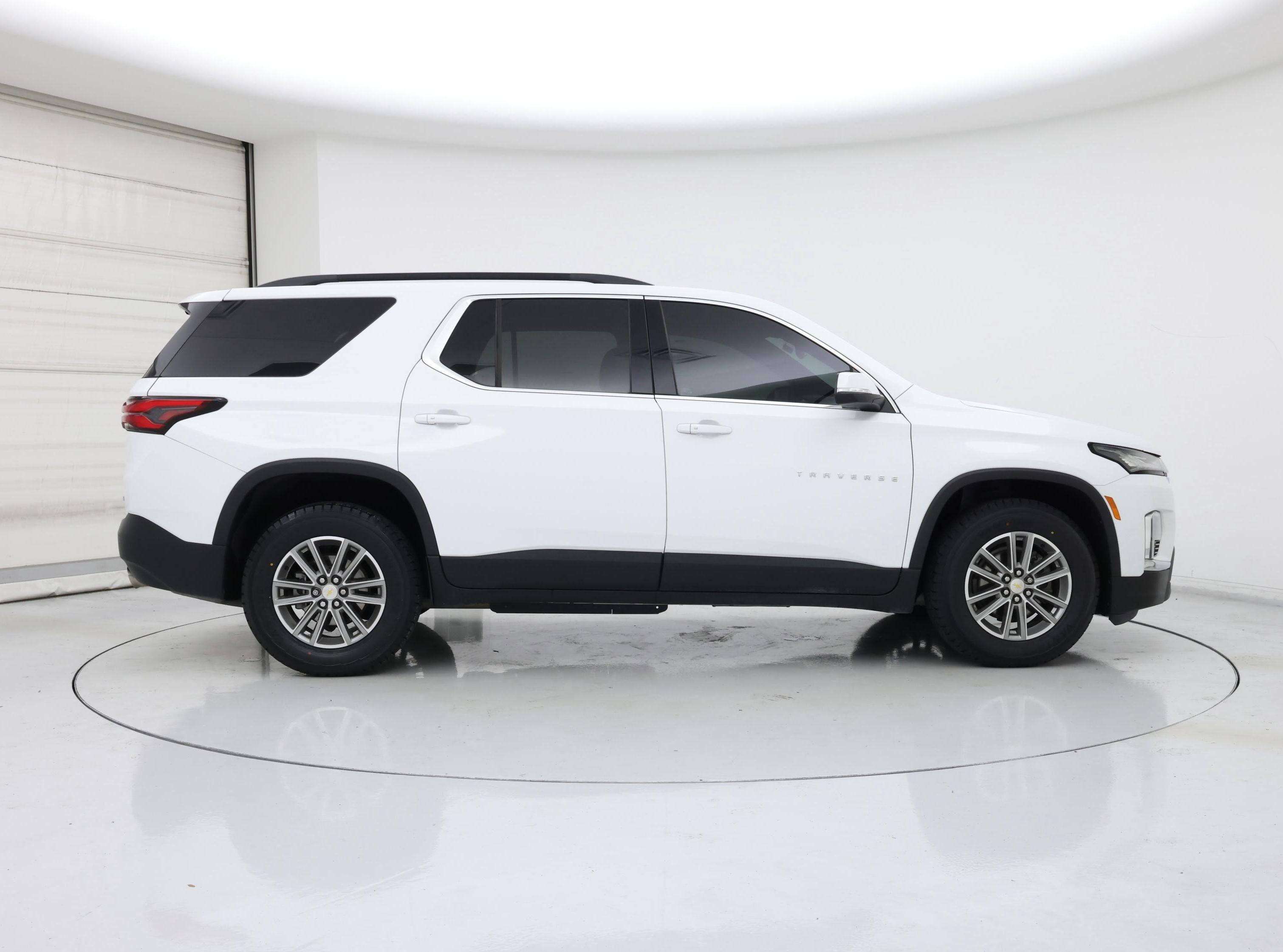 Thumbnail: 2023 Chevrolet Traverse - 7