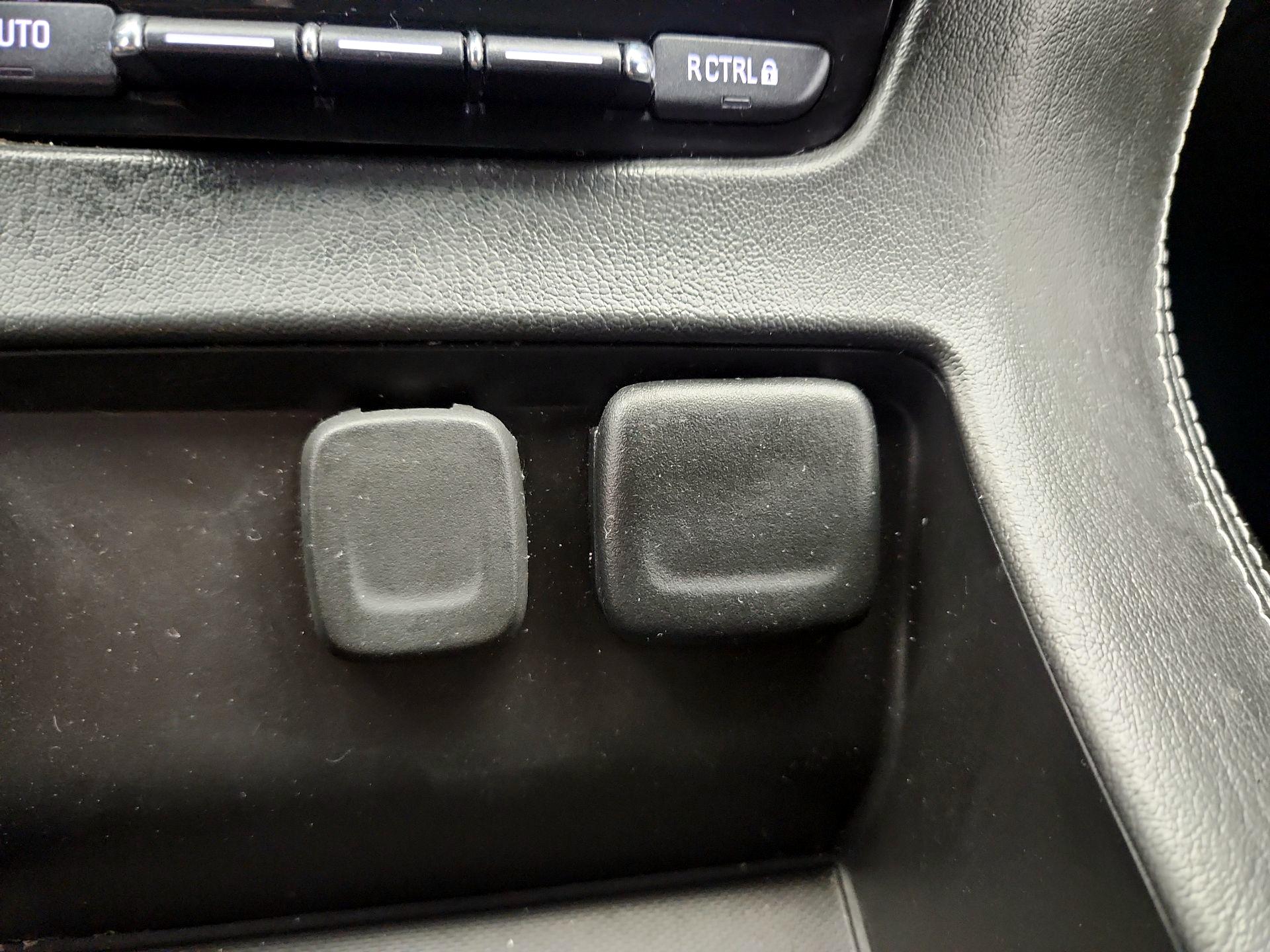 Thumbnail: 2020 GMC Yukon - 18