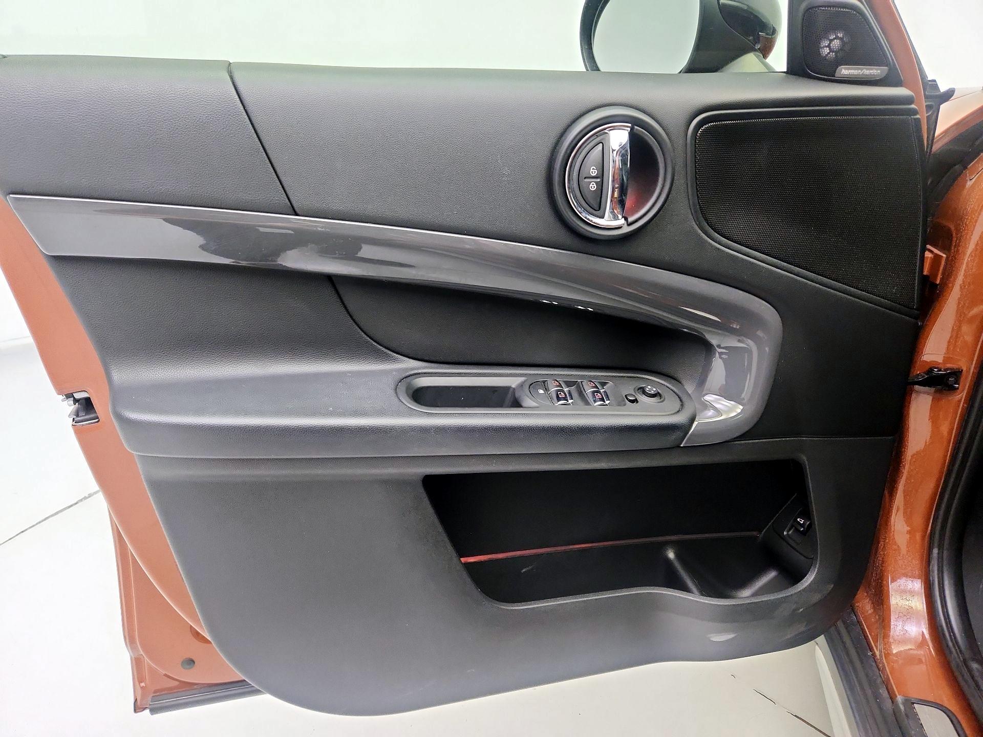 Thumbnail: 2018 MINI Cooper Countryman - 12