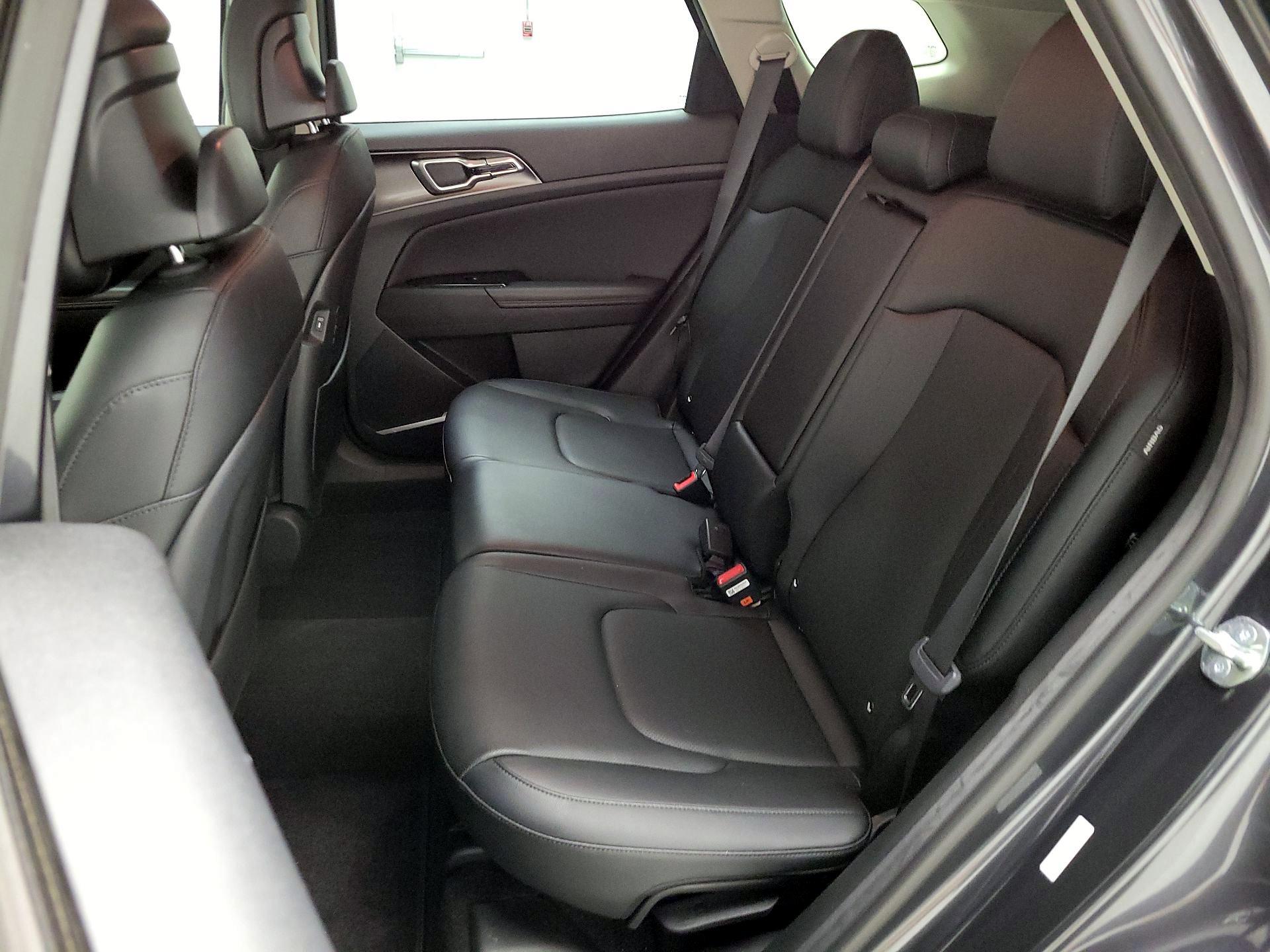 Thumbnail: 2024 Kia Sportage - 20