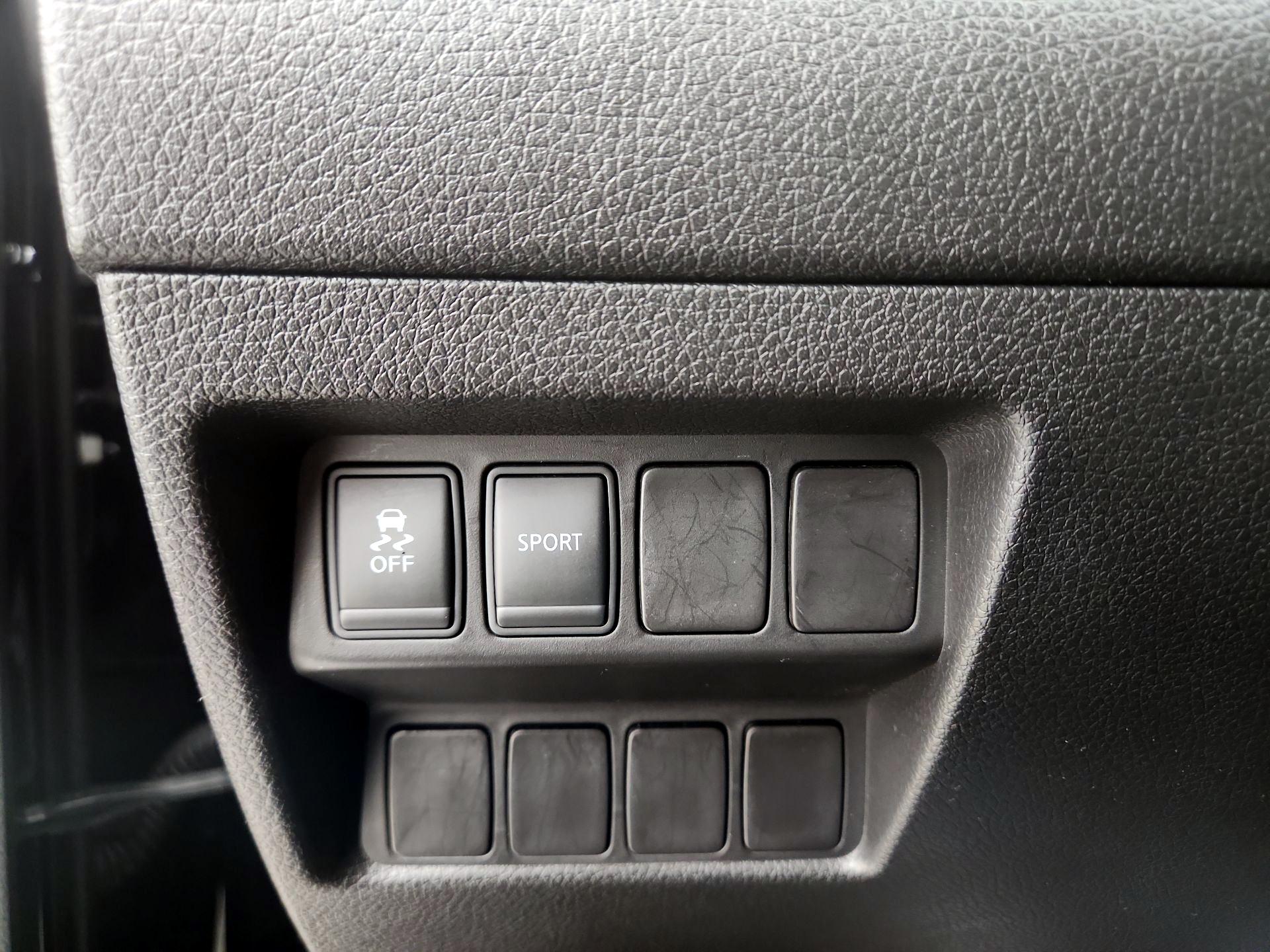Thumbnail: 2014 Nissan Rogue - 13