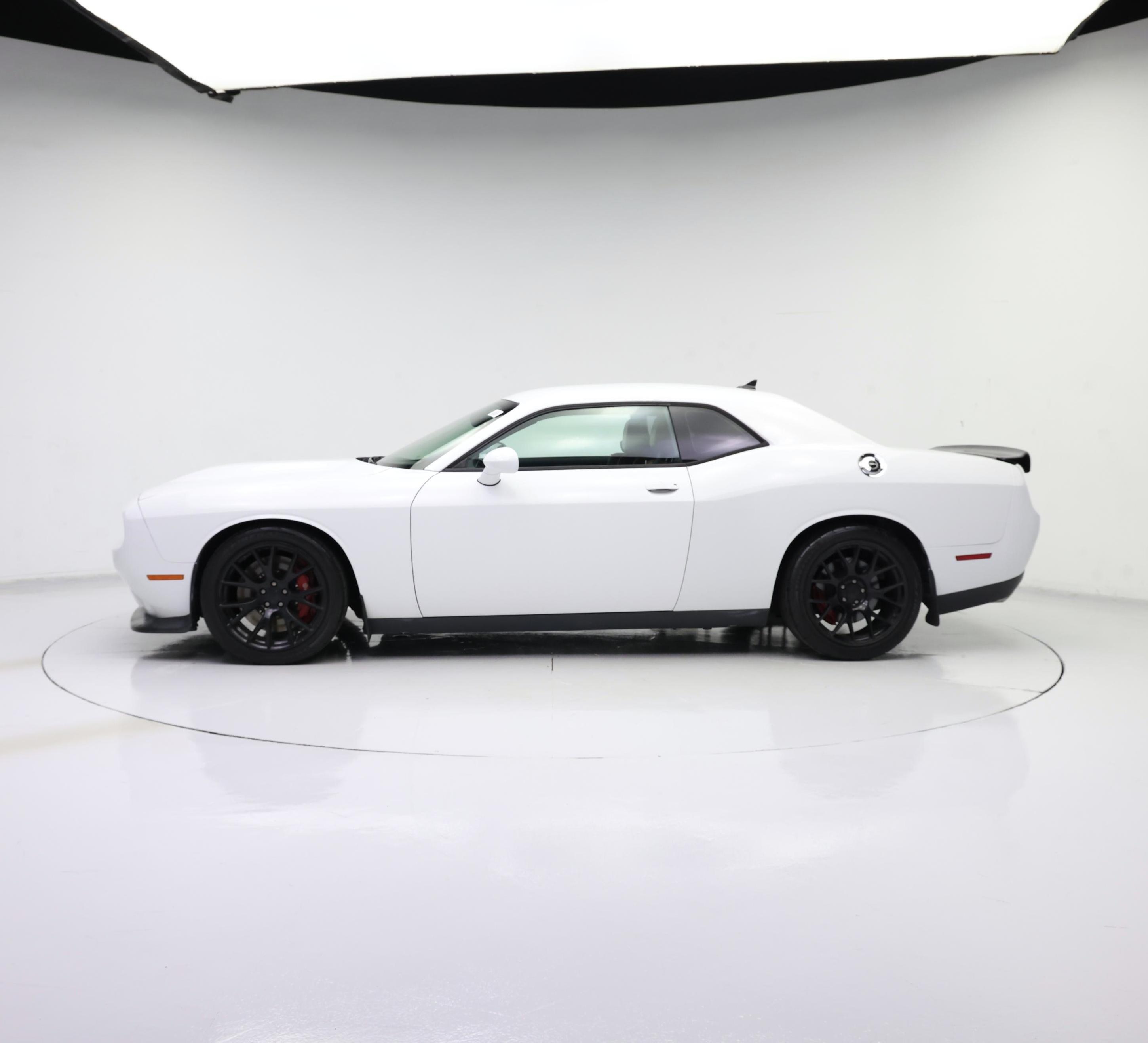 Thumbnail: 2015 Dodge Challenger - 3