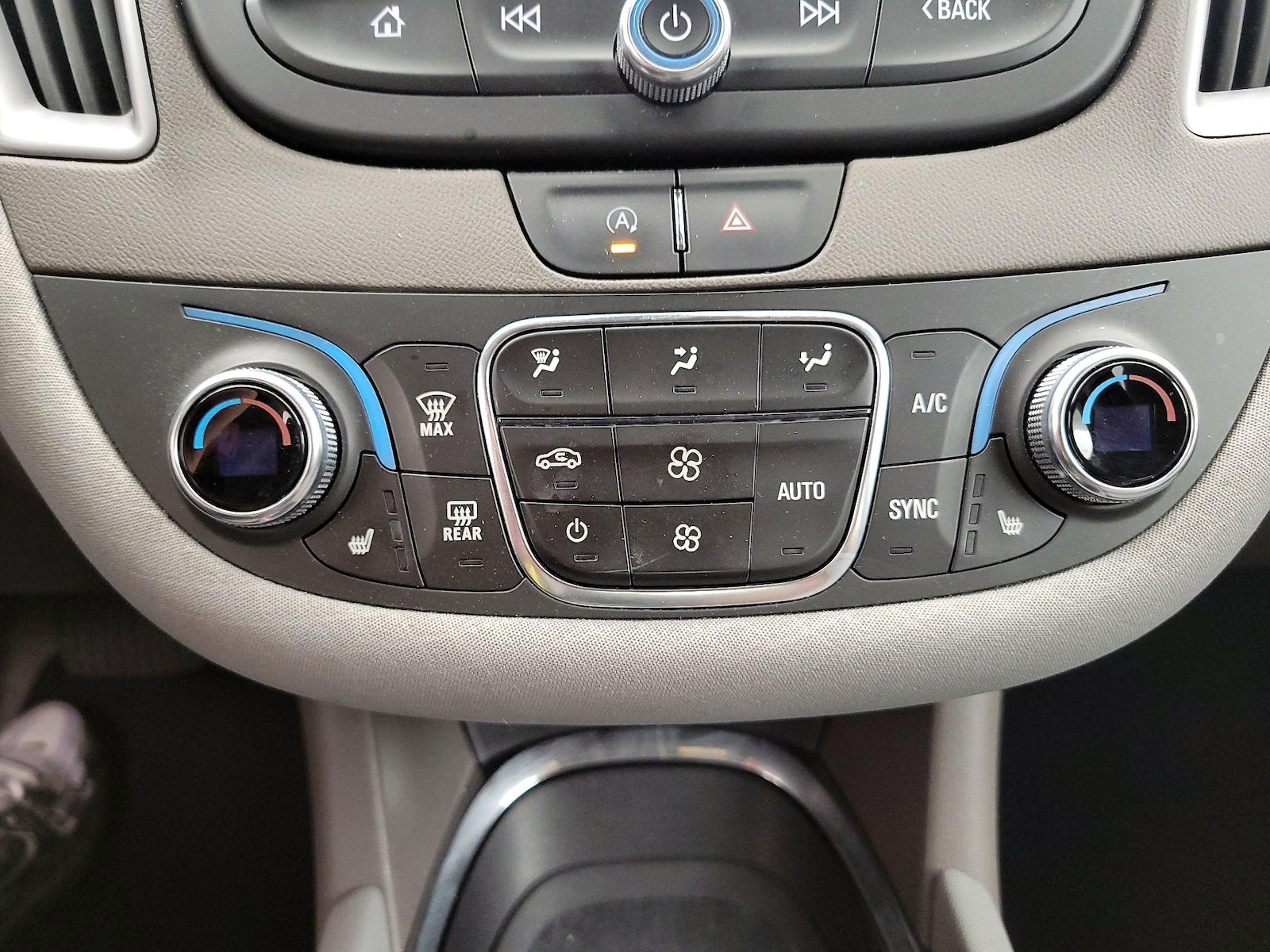2022 Chevrolet Malibu 1LT - Photo 17