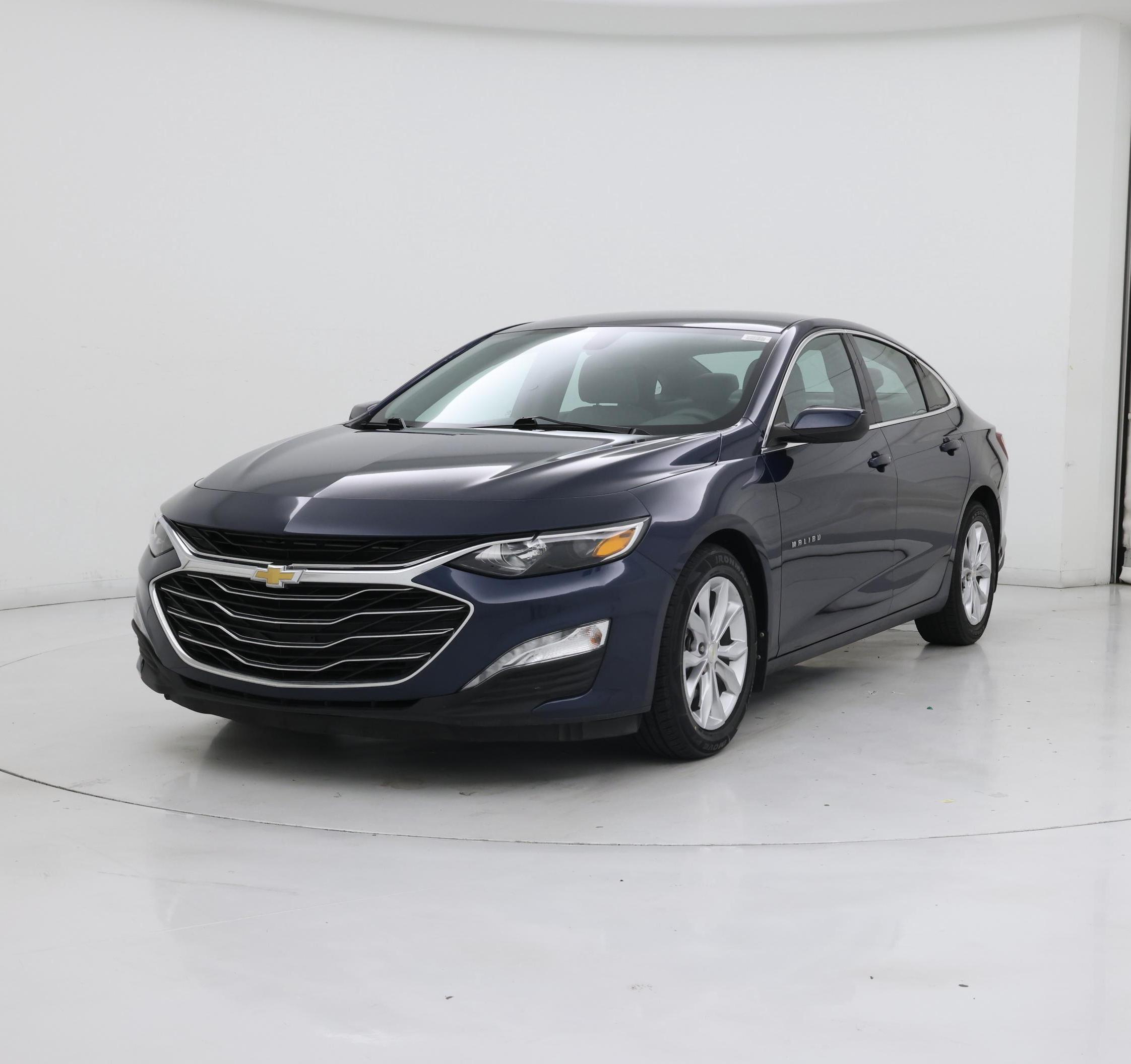 Thumbnail: 2022 Chevrolet Malibu - 4