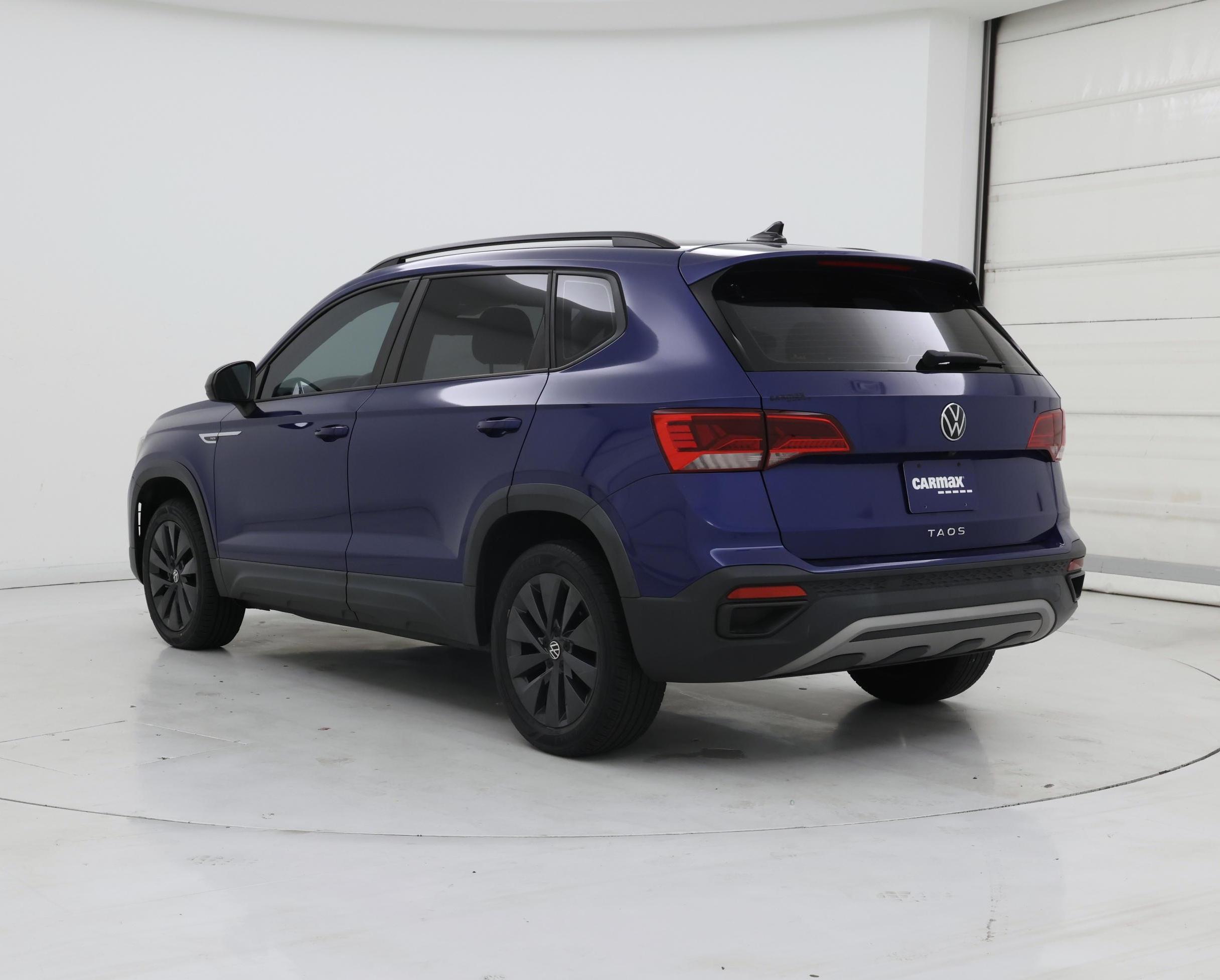 Thumbnail: 2022 Volkswagen Taos - 2