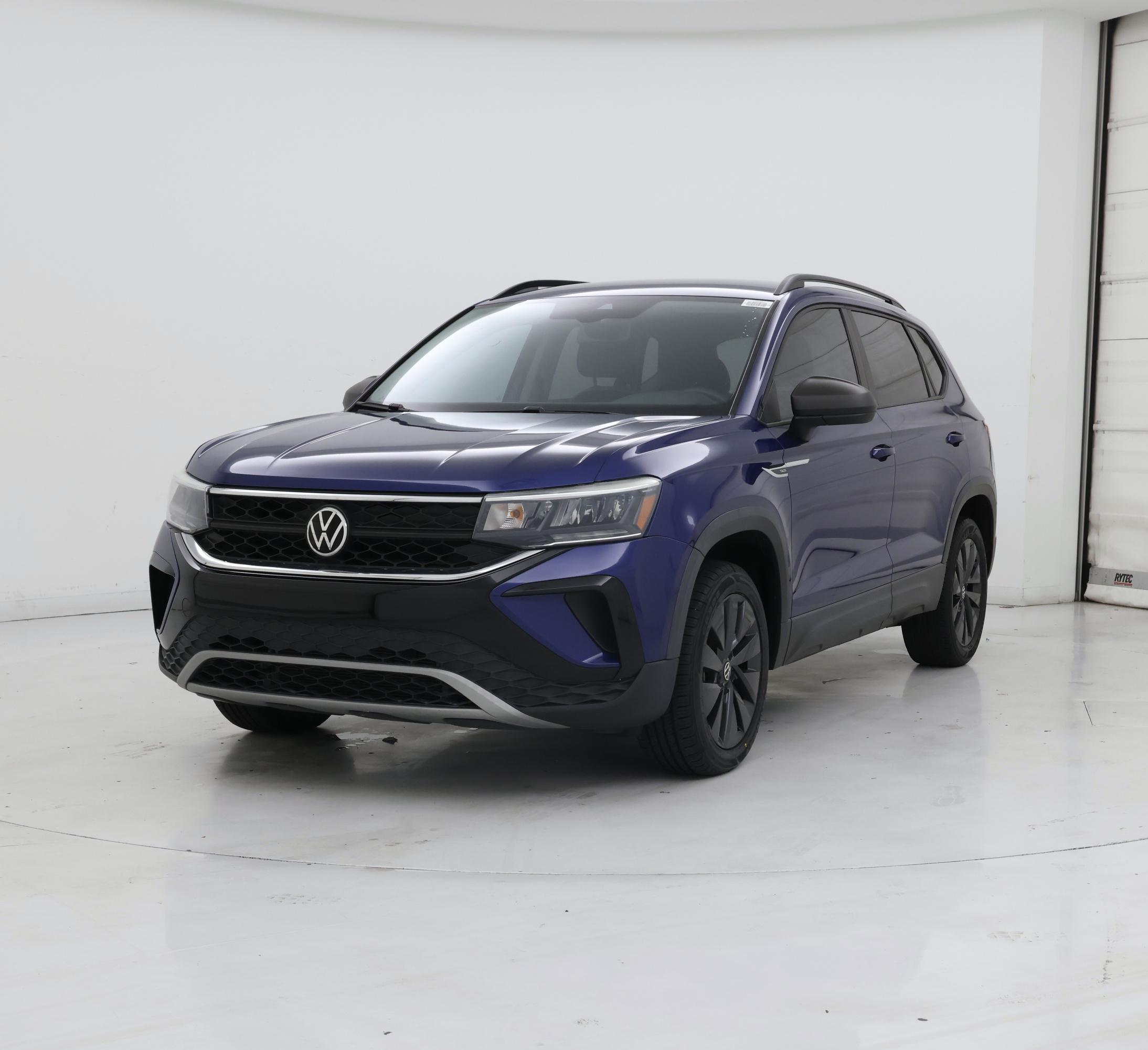 Thumbnail: 2022 Volkswagen Taos - 4