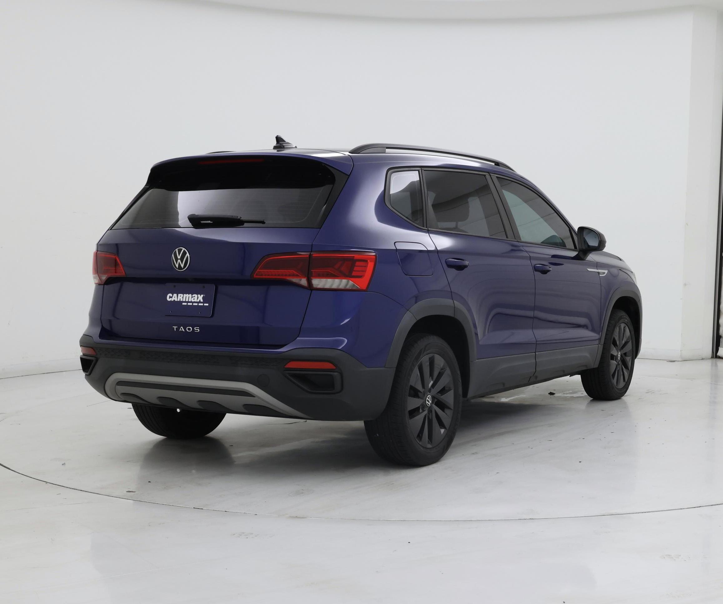 Thumbnail: 2022 Volkswagen Taos - 8